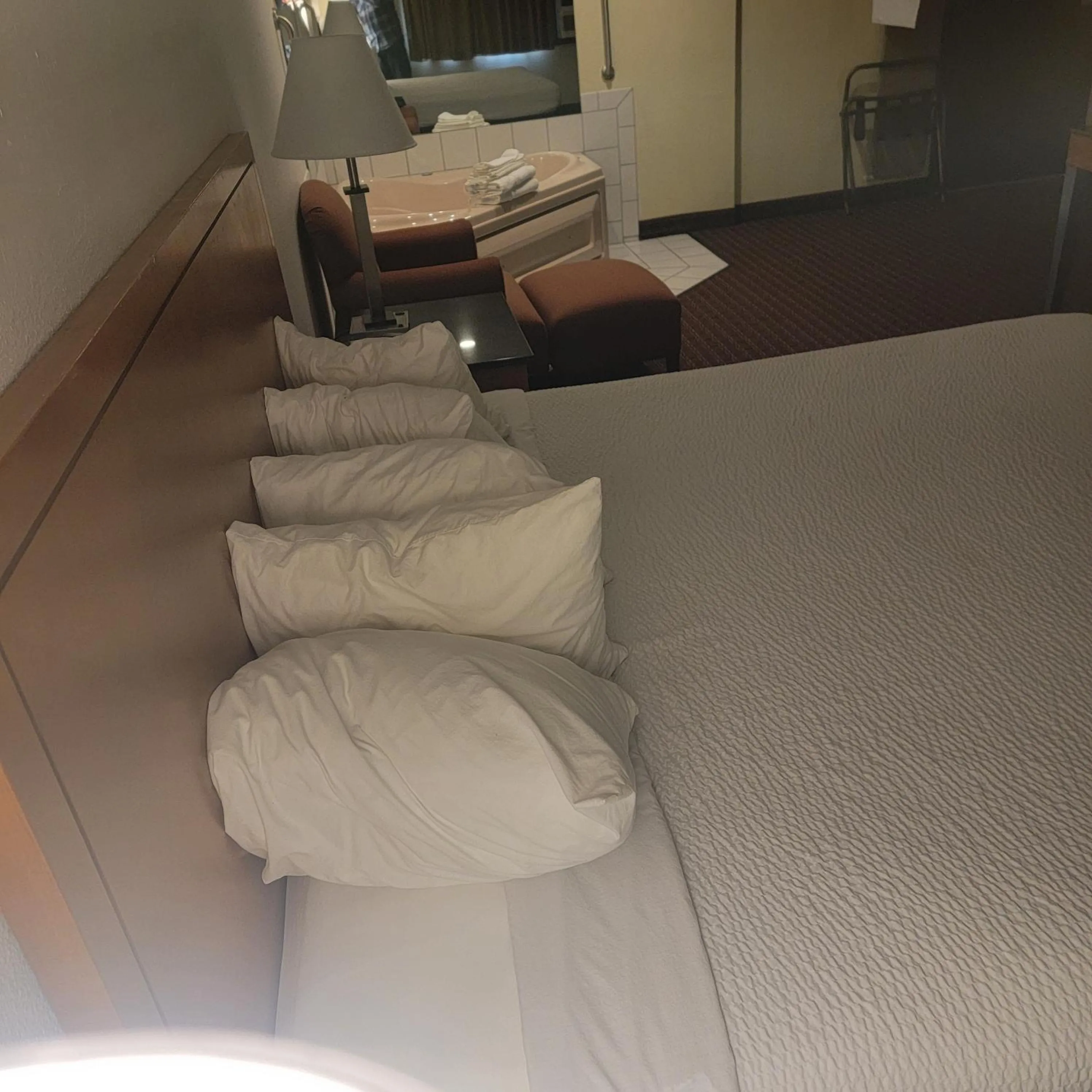 Bed in Days Inn by Wyndham Fort Dodge