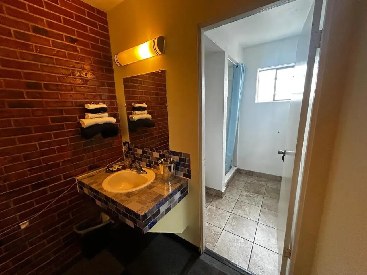 Bathroom in Travelers Inn by OYO Longview Kelso Bathroom in Travelers Inn by OYO Longview Kelso