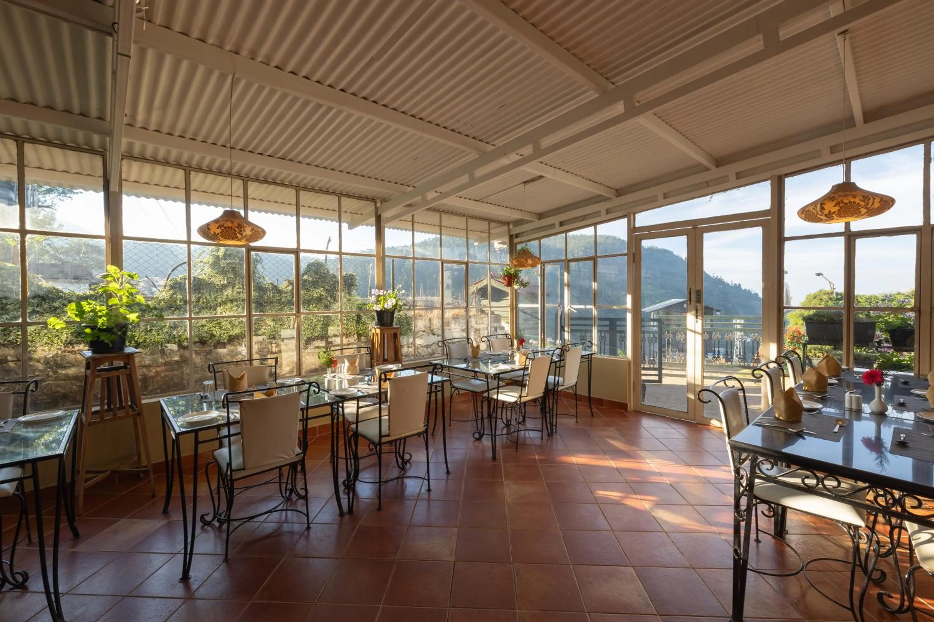 Restaurant/places to eat in Sherlock