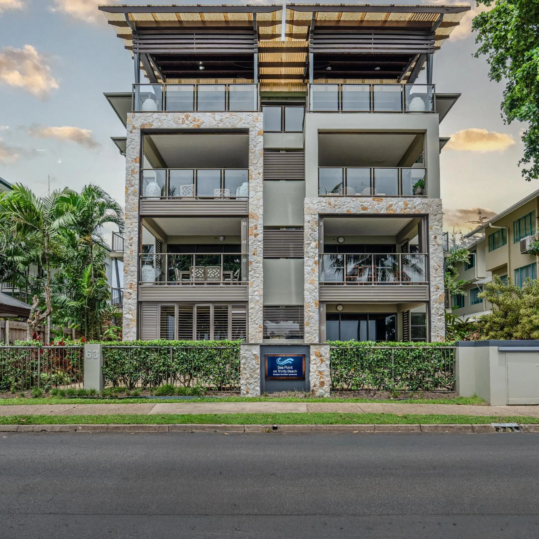 Property building in Sea Point on Trinity Beach