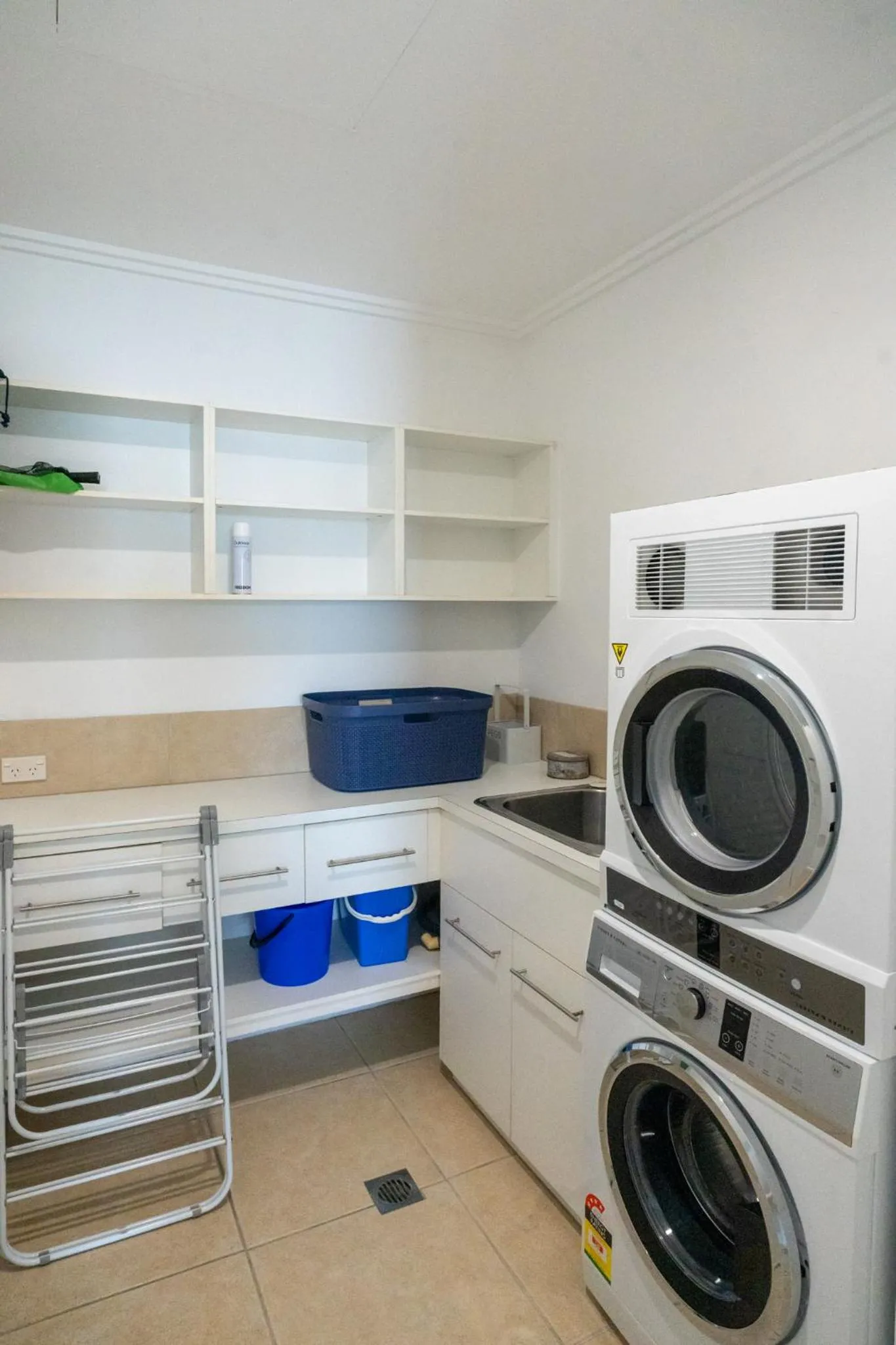 laundry in Sea Point on Trinity Beach