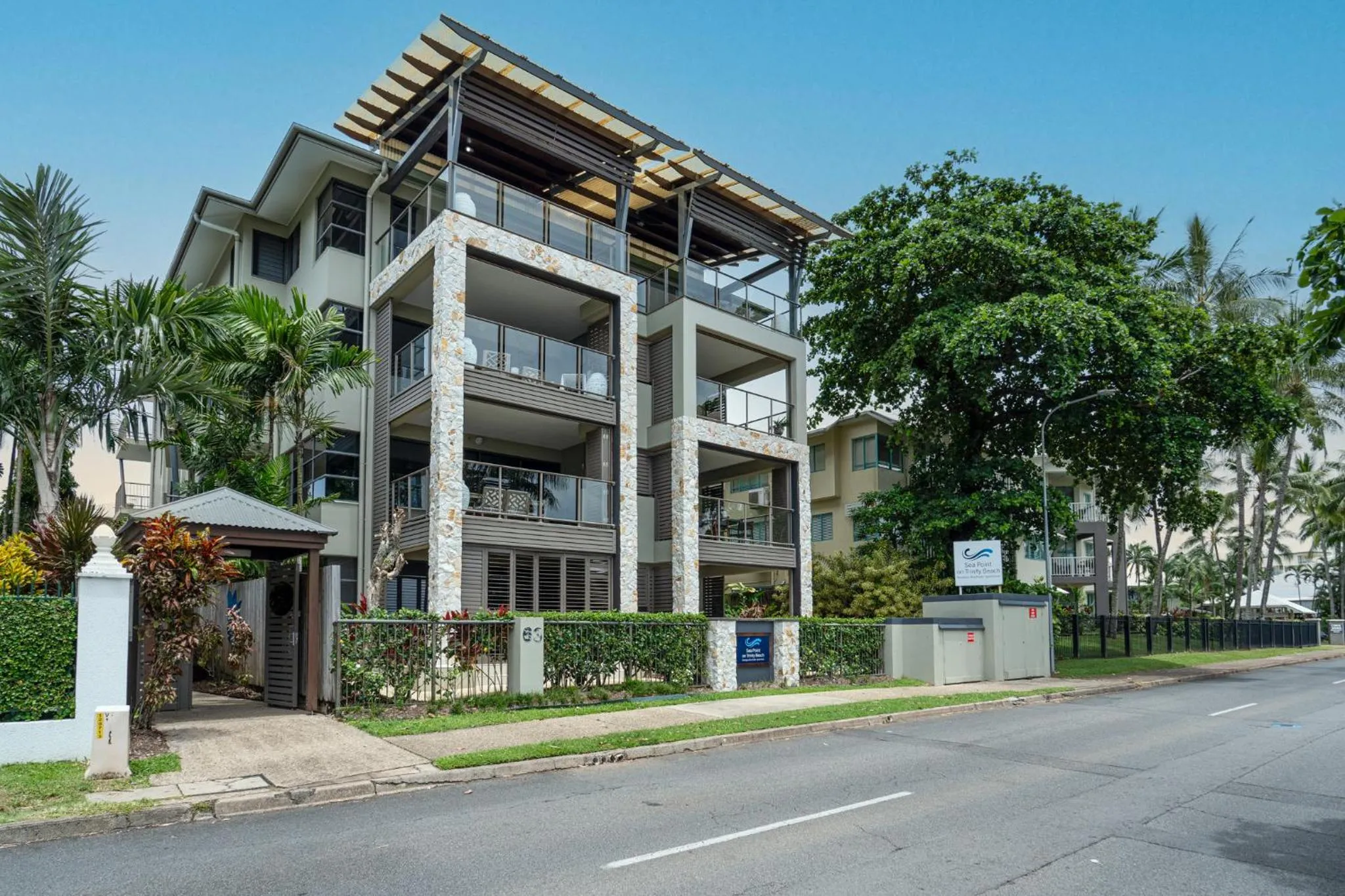 Property building in Sea Point on Trinity Beach