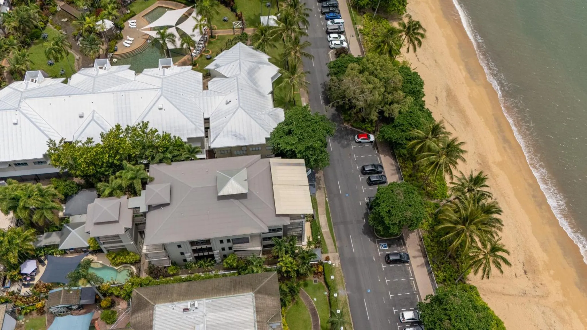 Property building in Sea Point on Trinity Beach