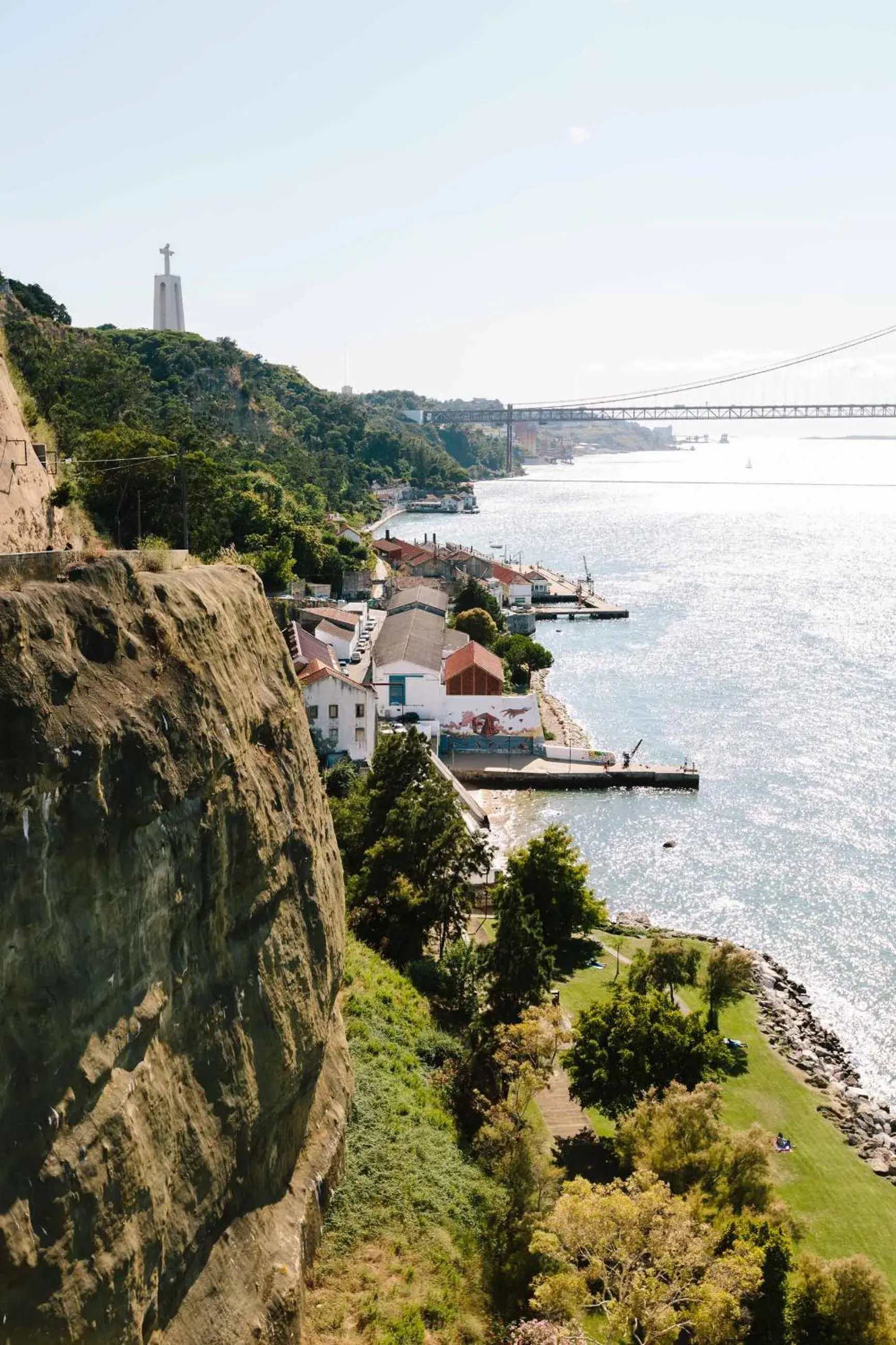 City view in Lisbon South Hostel City view in Lisbon South Hostel