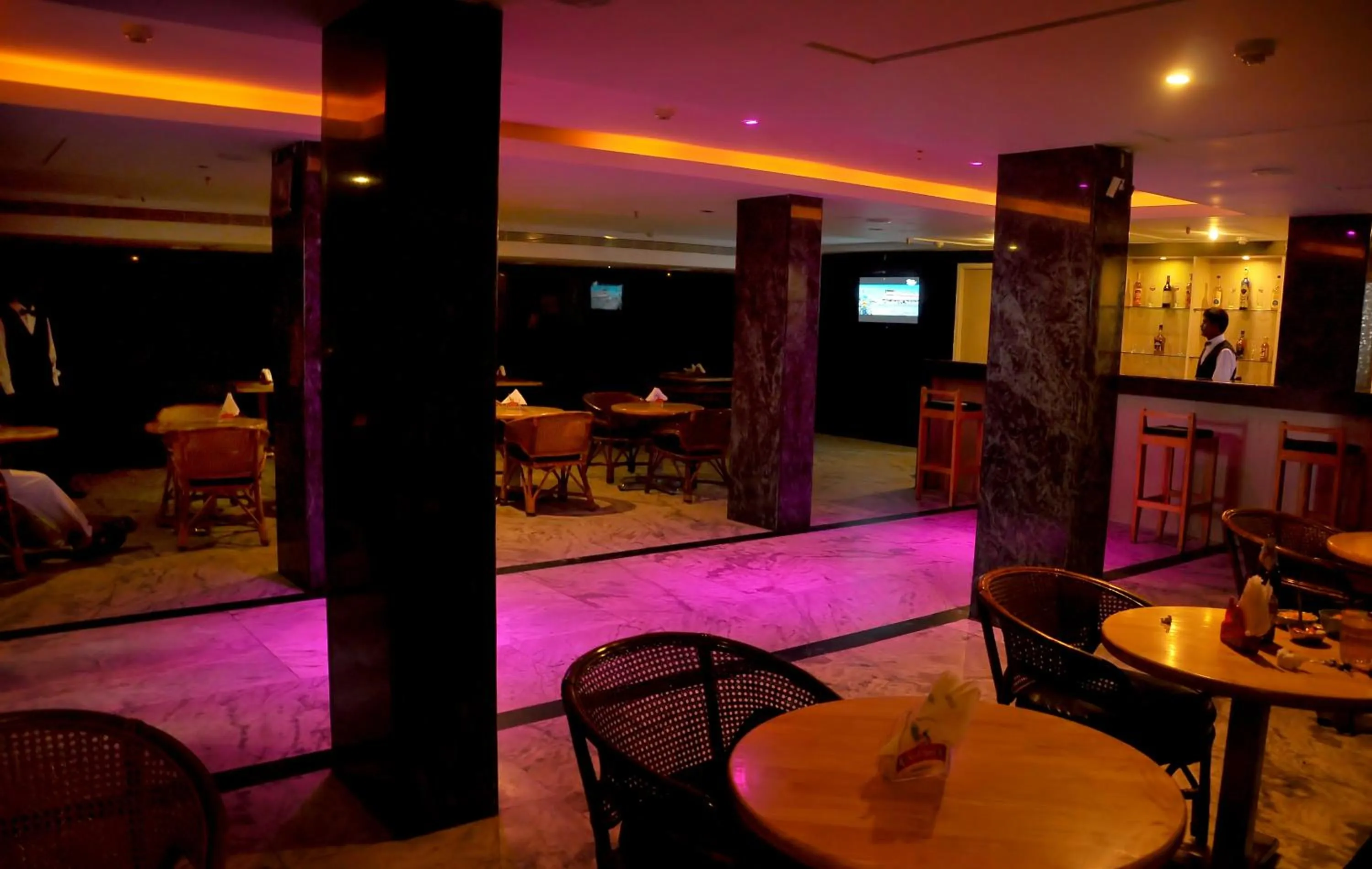 Lounge or bar in Nayagara Hotel
