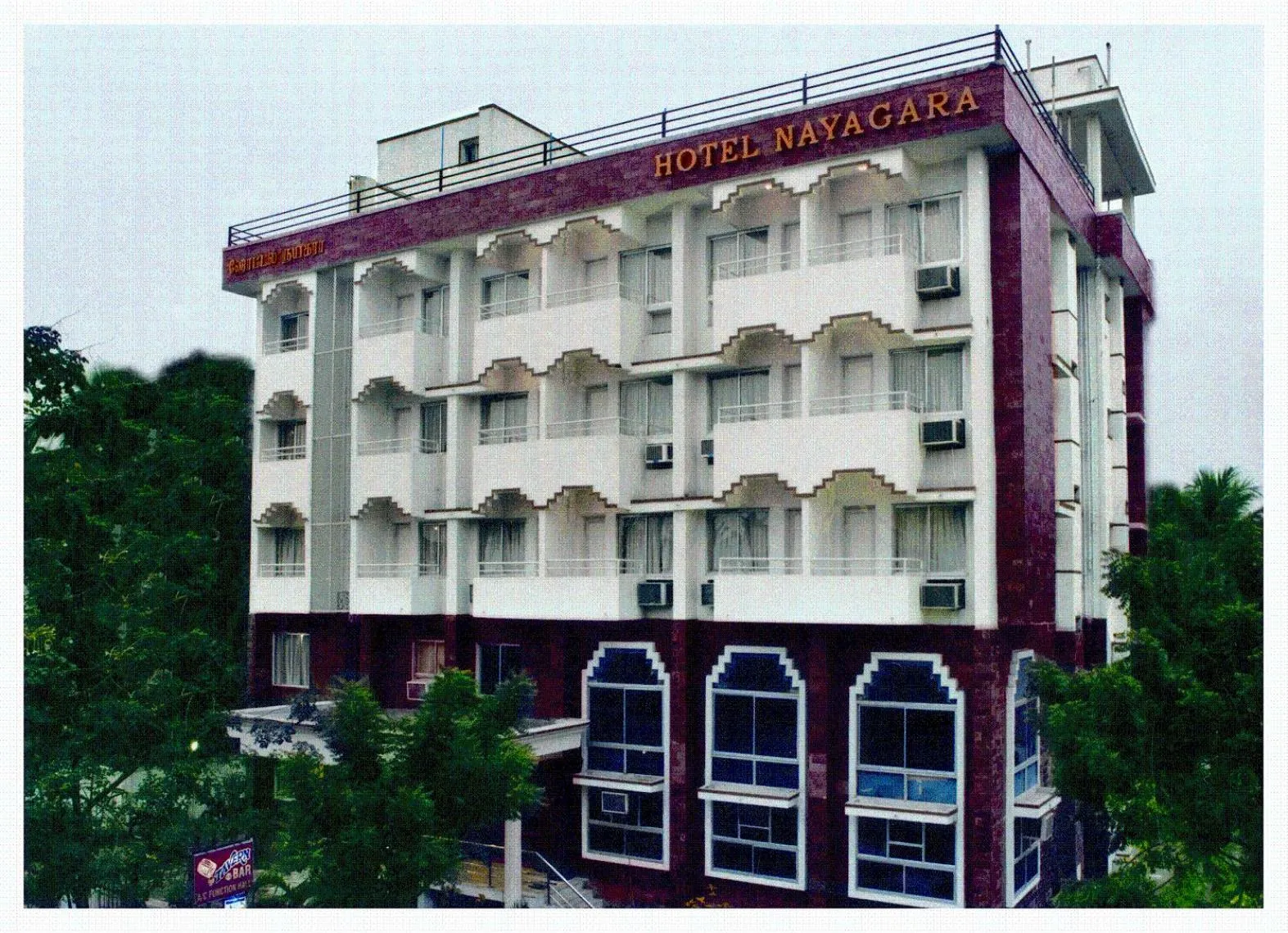 Property building in Nayagara Hotel