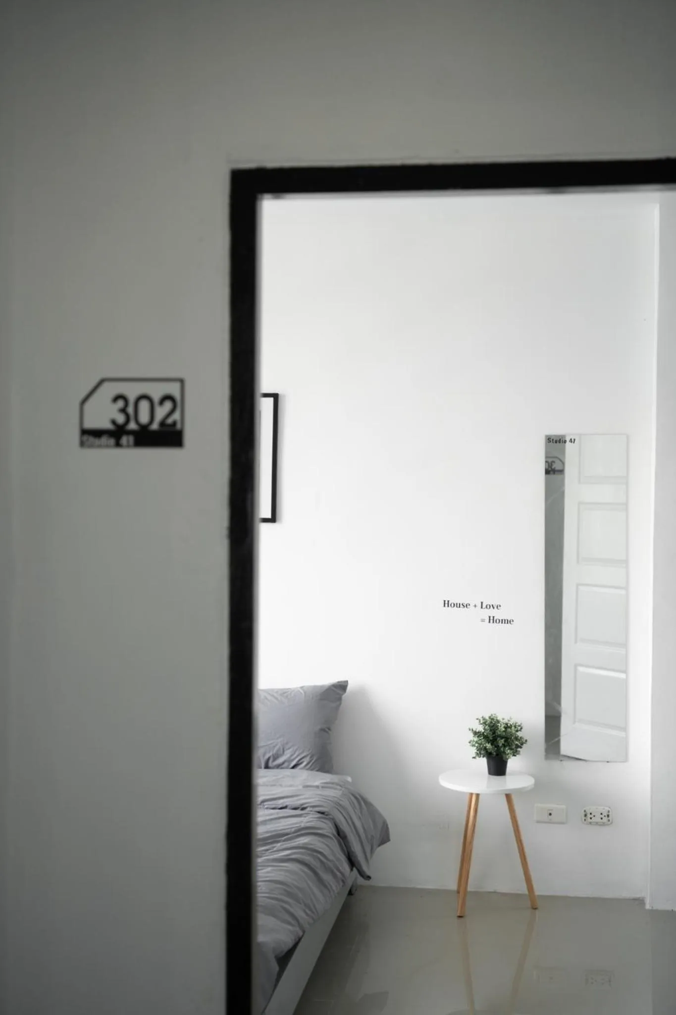 Bed in Studio 41 Salaya-Sai4