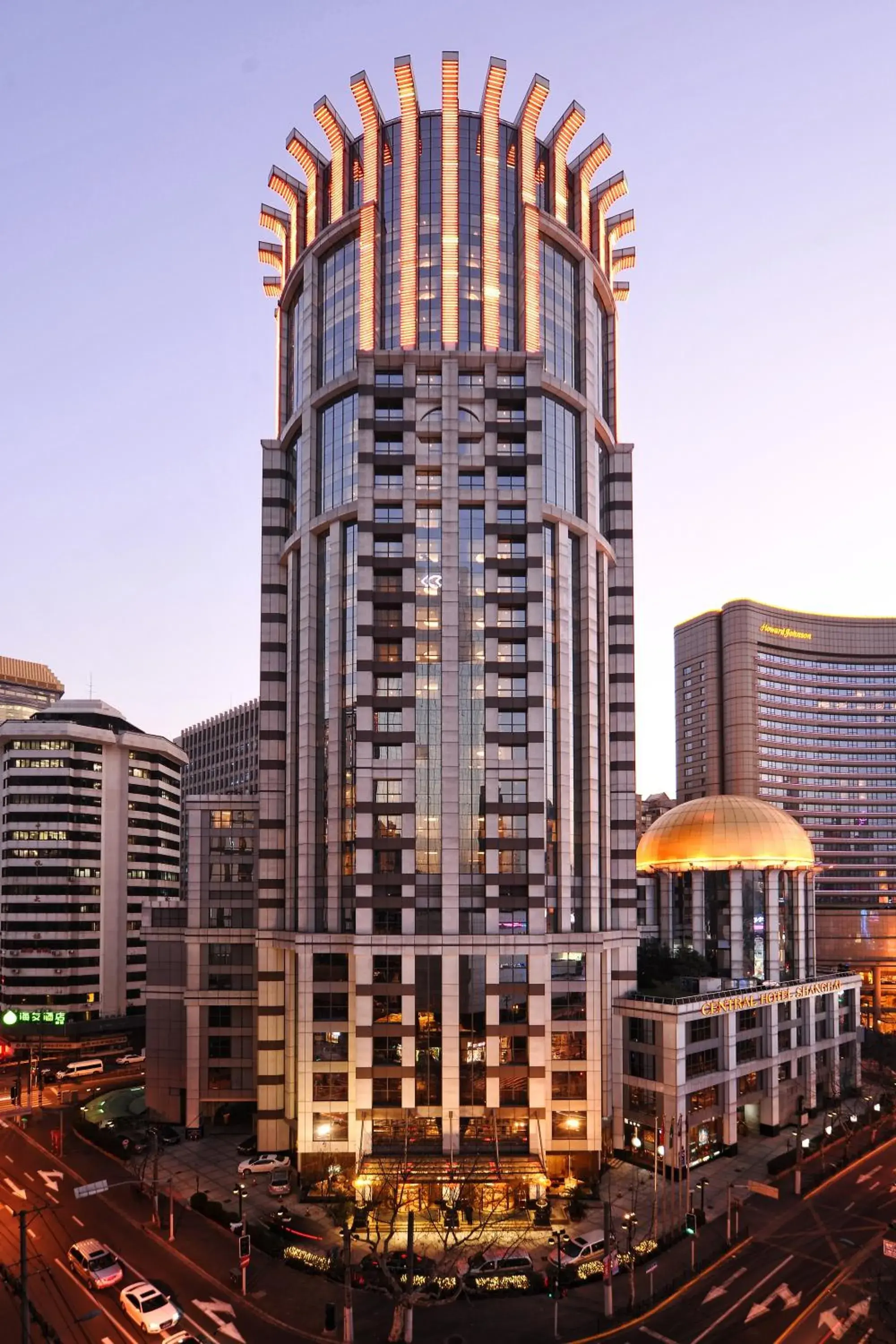 Property building in Central Hotel Shanghai - Nanjing Road Property building in Central Hotel Shanghai - Nanjing Road