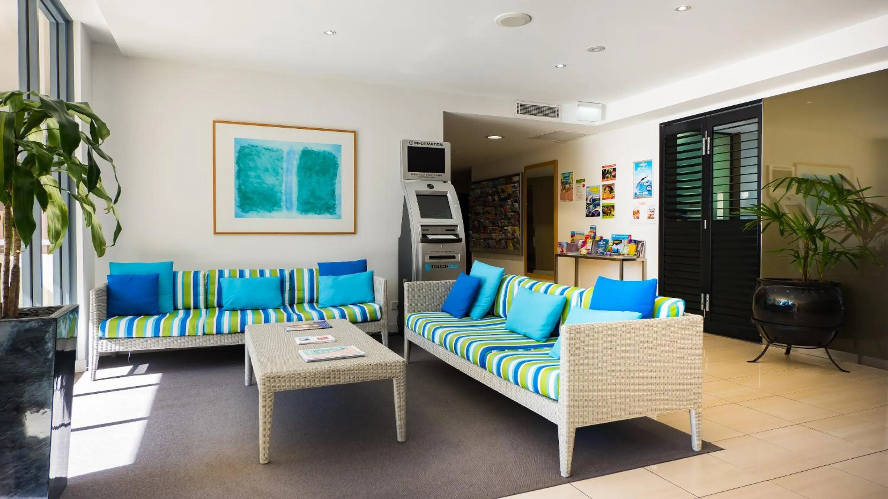 Lobby or reception in Swell Resort Burleigh Heads
