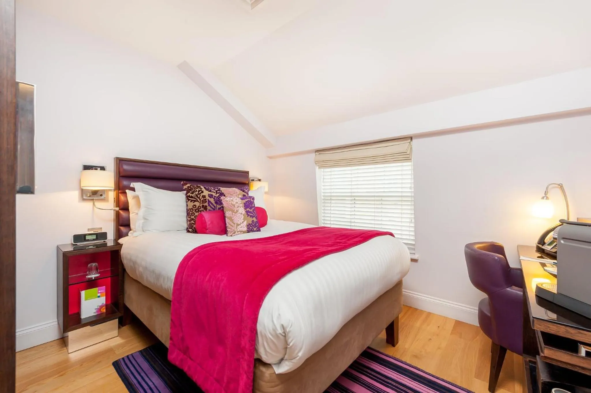 Photo of the whole room, Bed in Hotel Indigo London Hyde Park Paddington by IHG