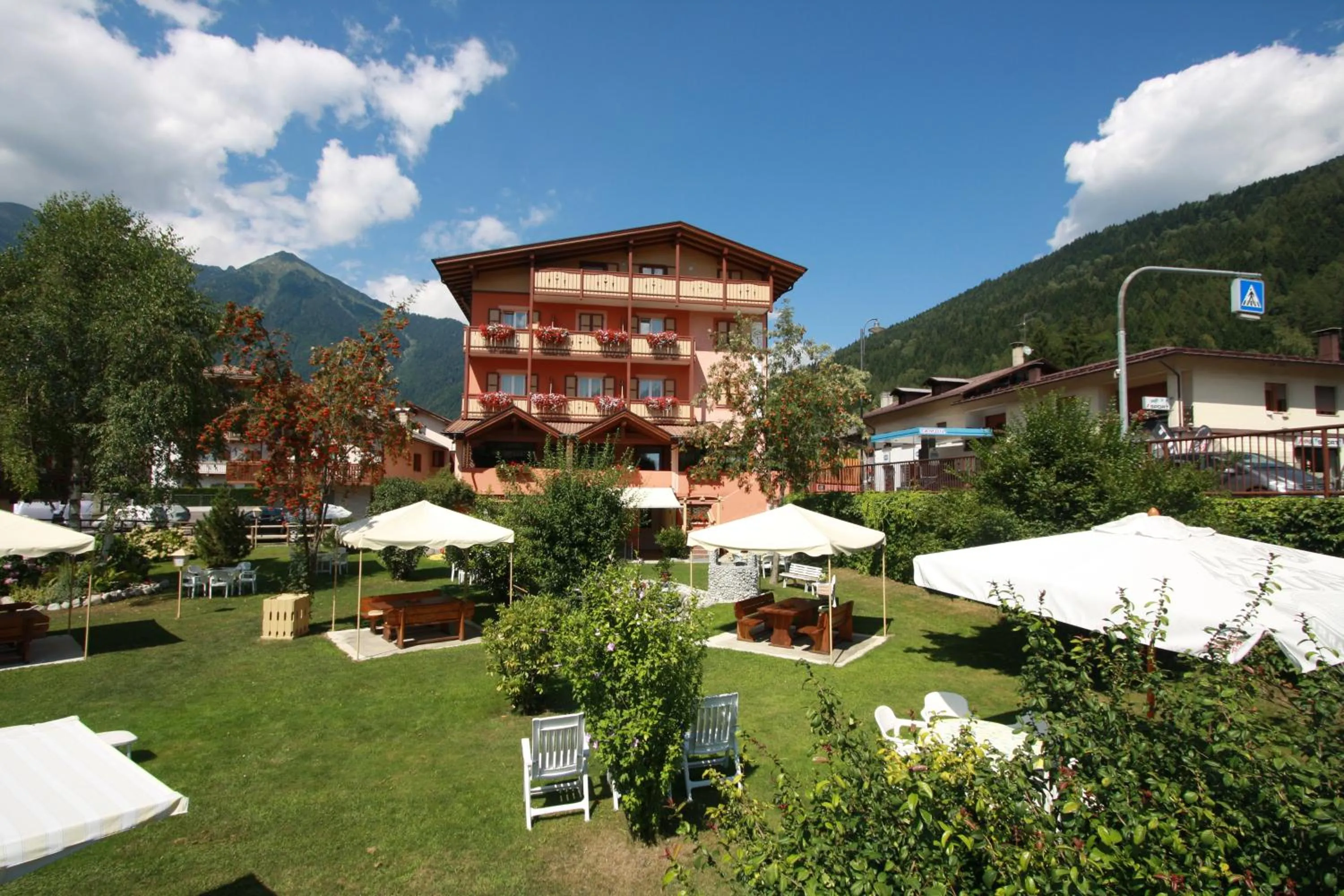 Garden view in Hotel Miramonti