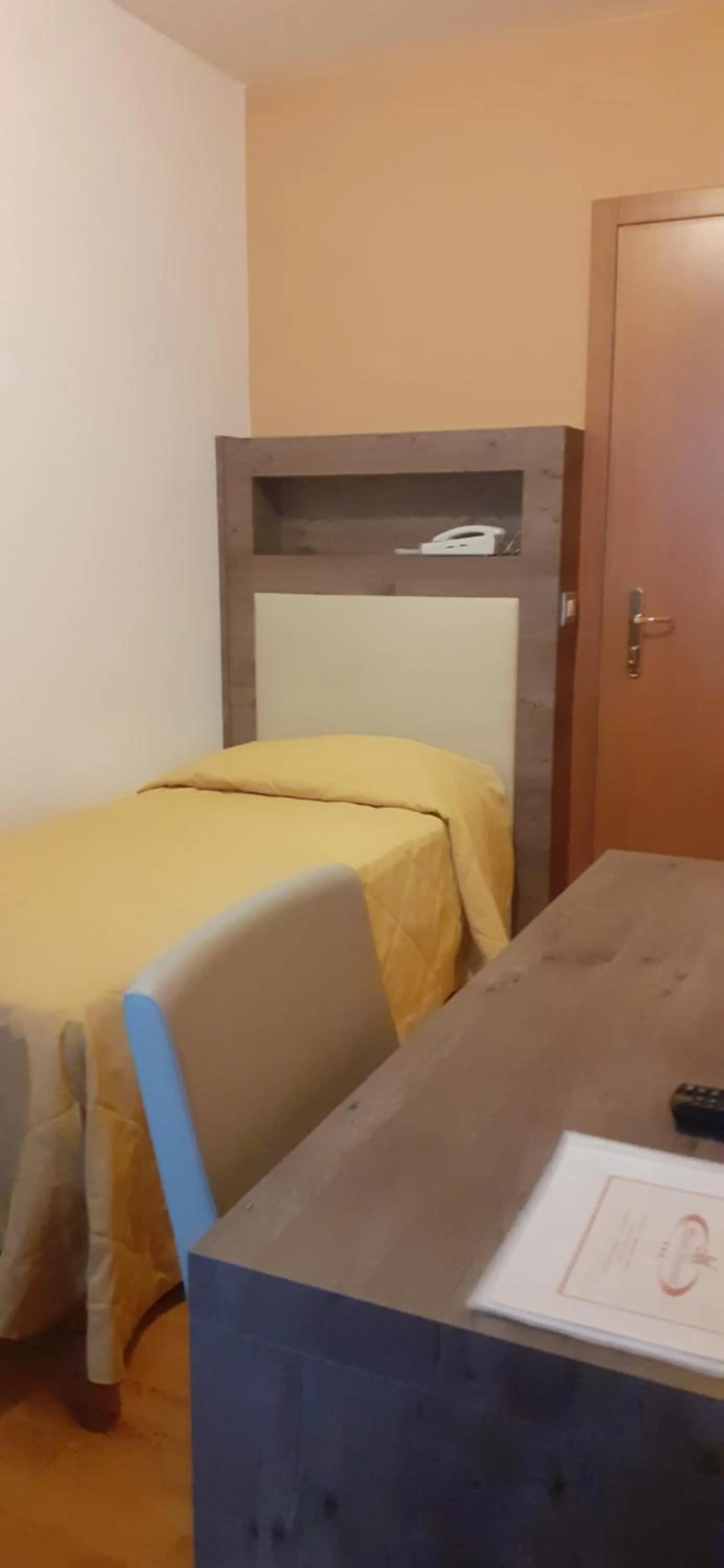 Bedroom, Bed in Hotel Miramonti