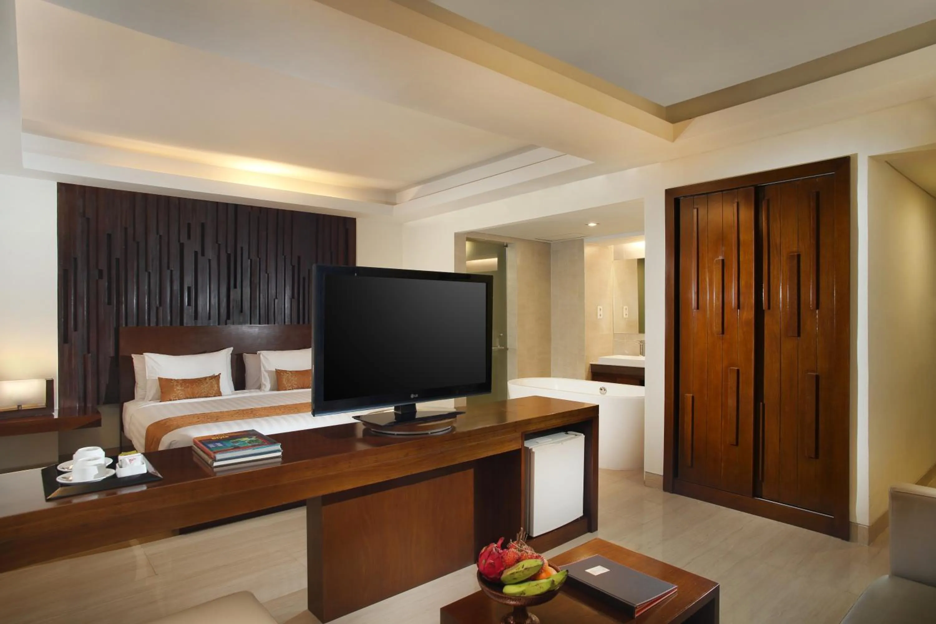 TV and multimedia, Bed in d'primahotel Seminyak