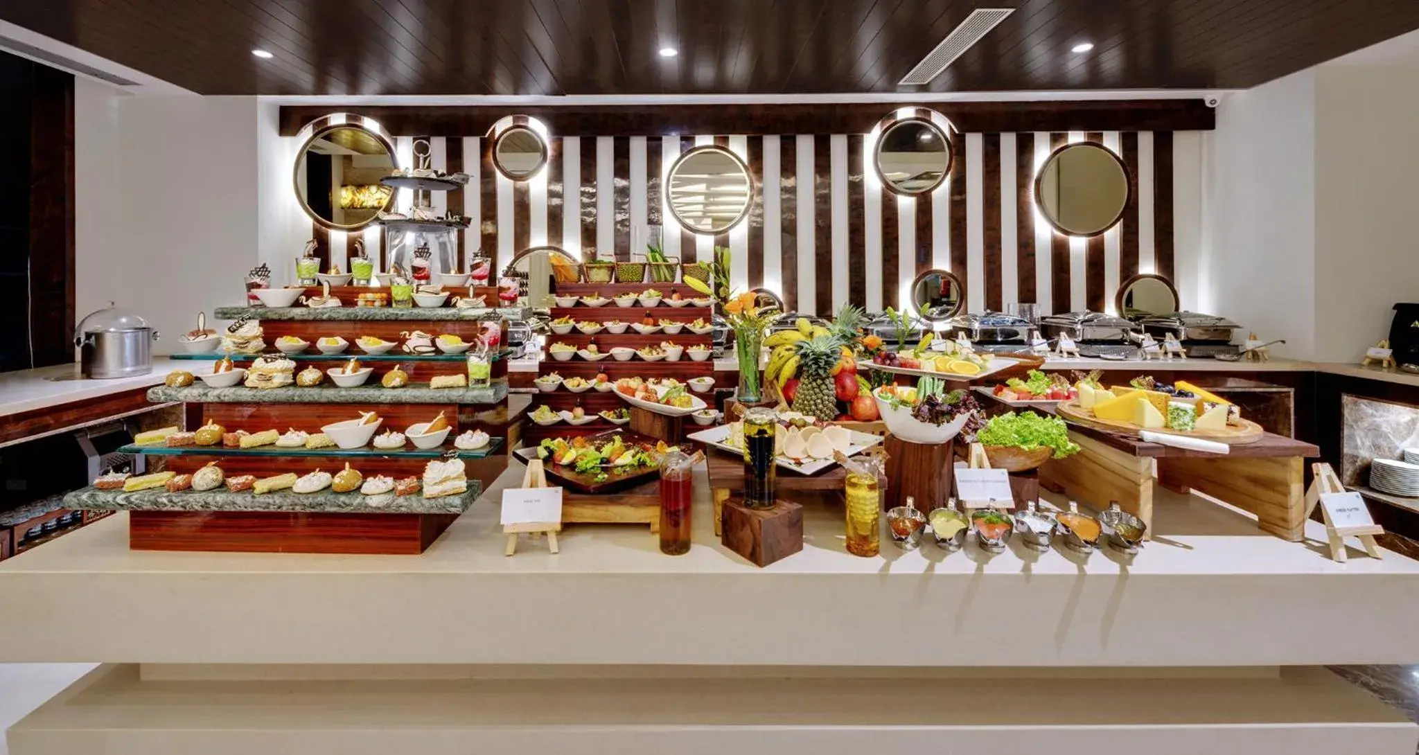 Restaurant/places to eat in The Fern Residency, Jaipur Restaurant/places to eat in The Fern Residency, Jaipur