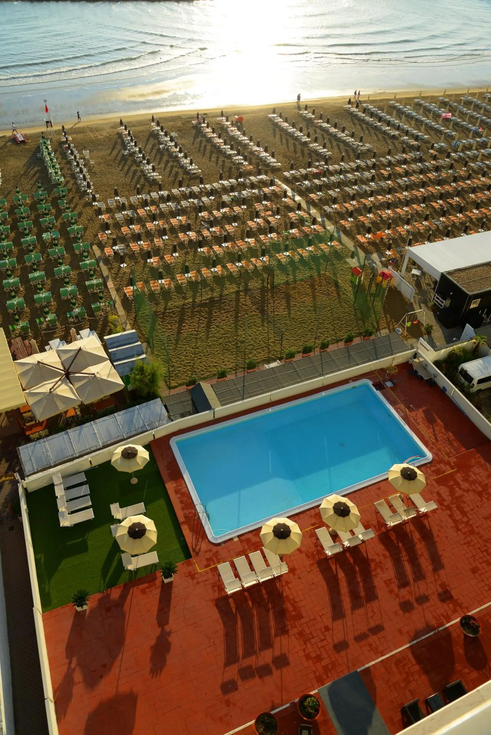 Pool view in Hotel Embassy