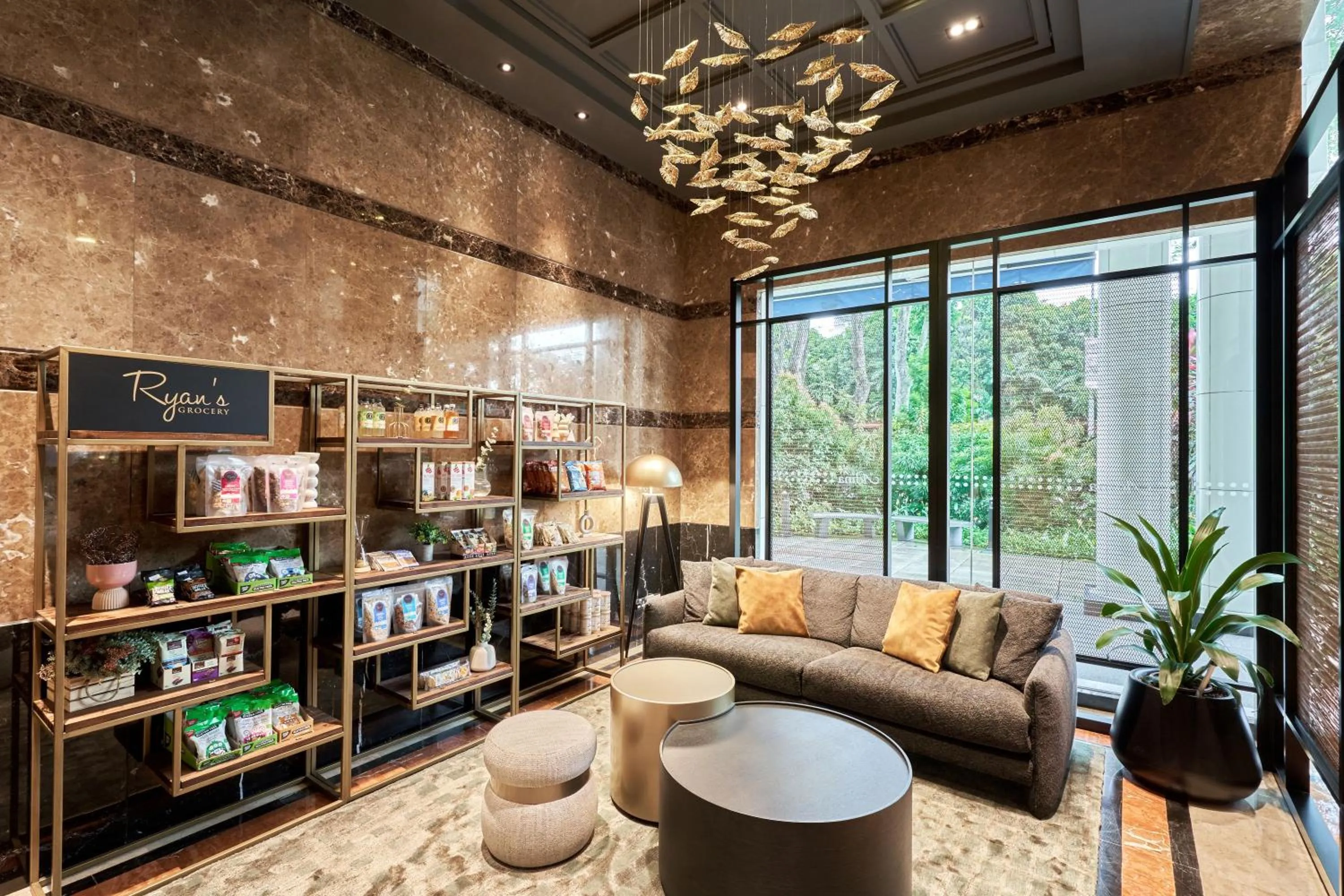 Lobby or reception in Regency House By Far East Hospitality