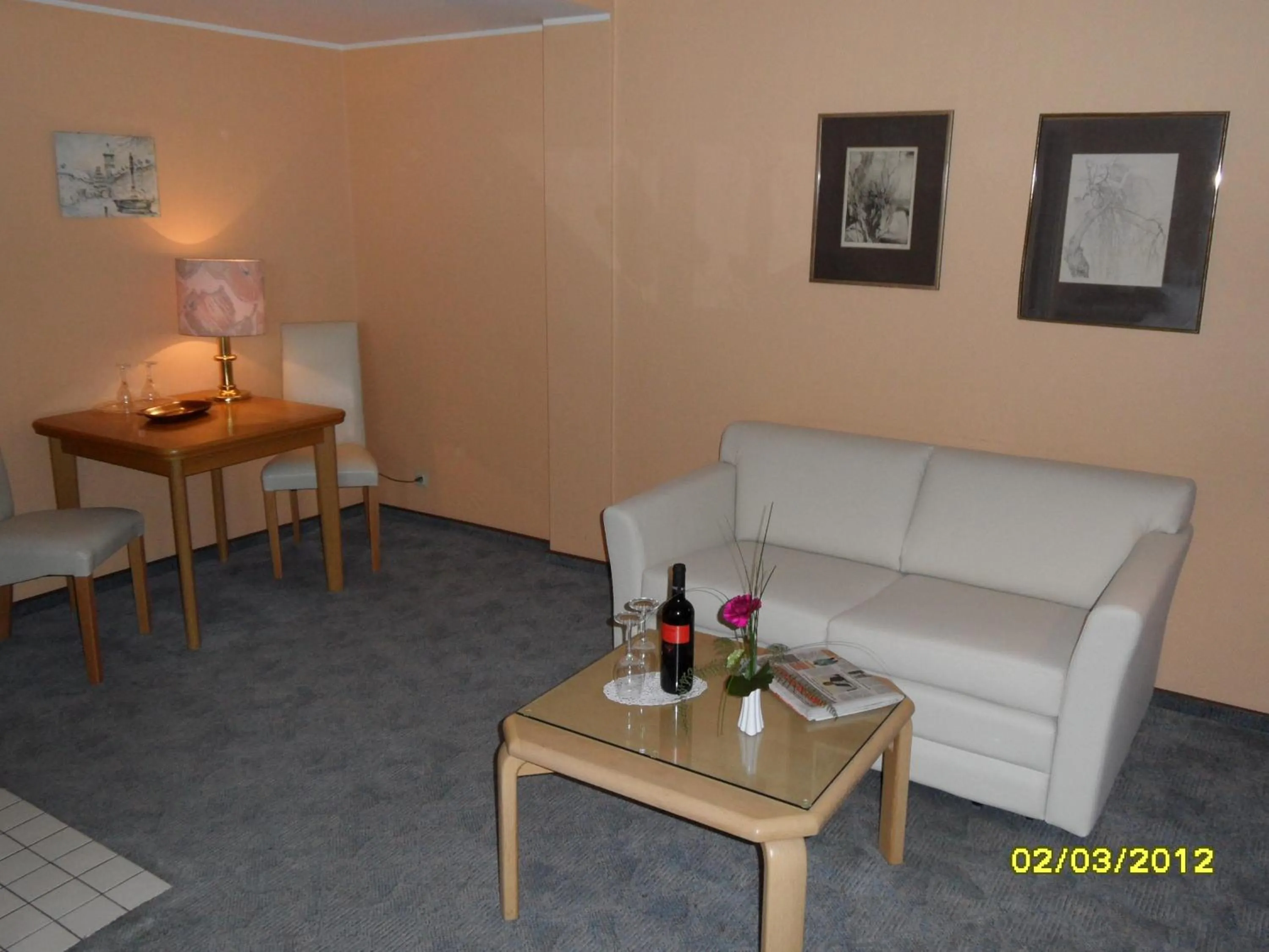 Seating area in Wiking Hotel