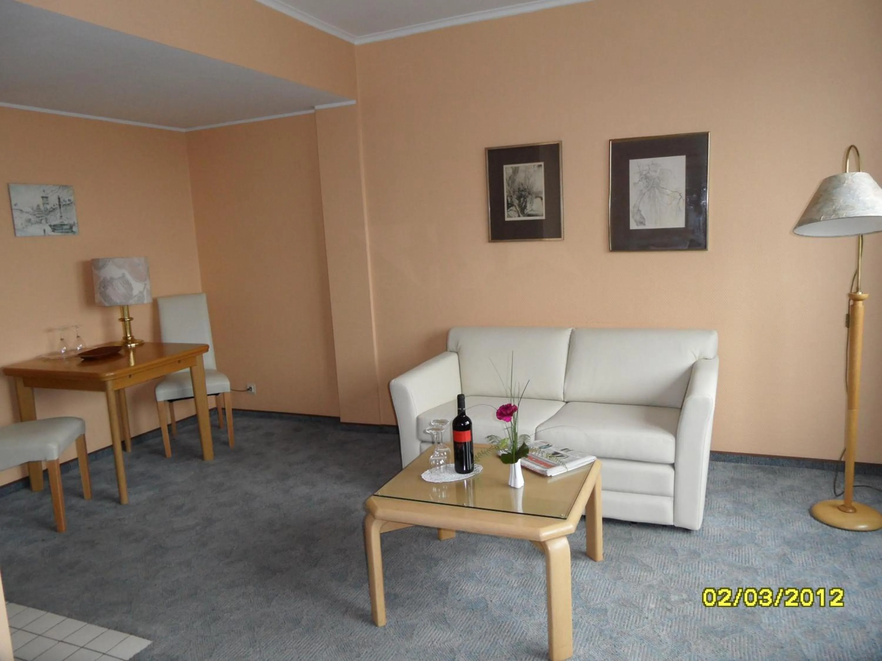 Seating area in Wiking Hotel