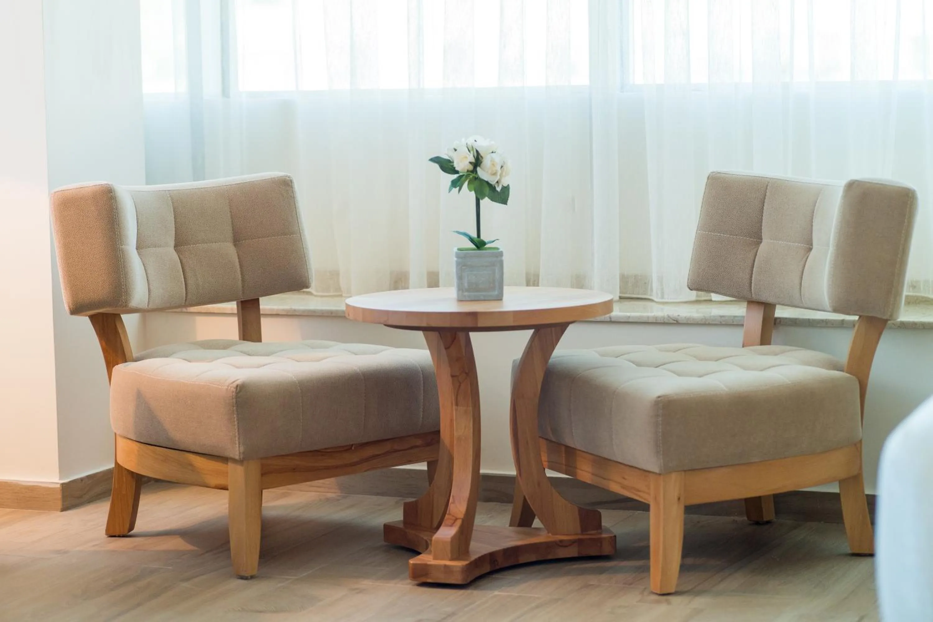 Communal lounge/ TV room in Hôtel Sidi Yahia