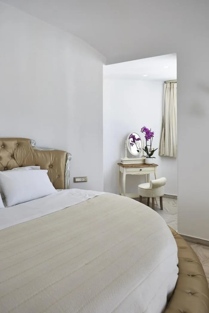 Bedroom, Bed in Margo Houses