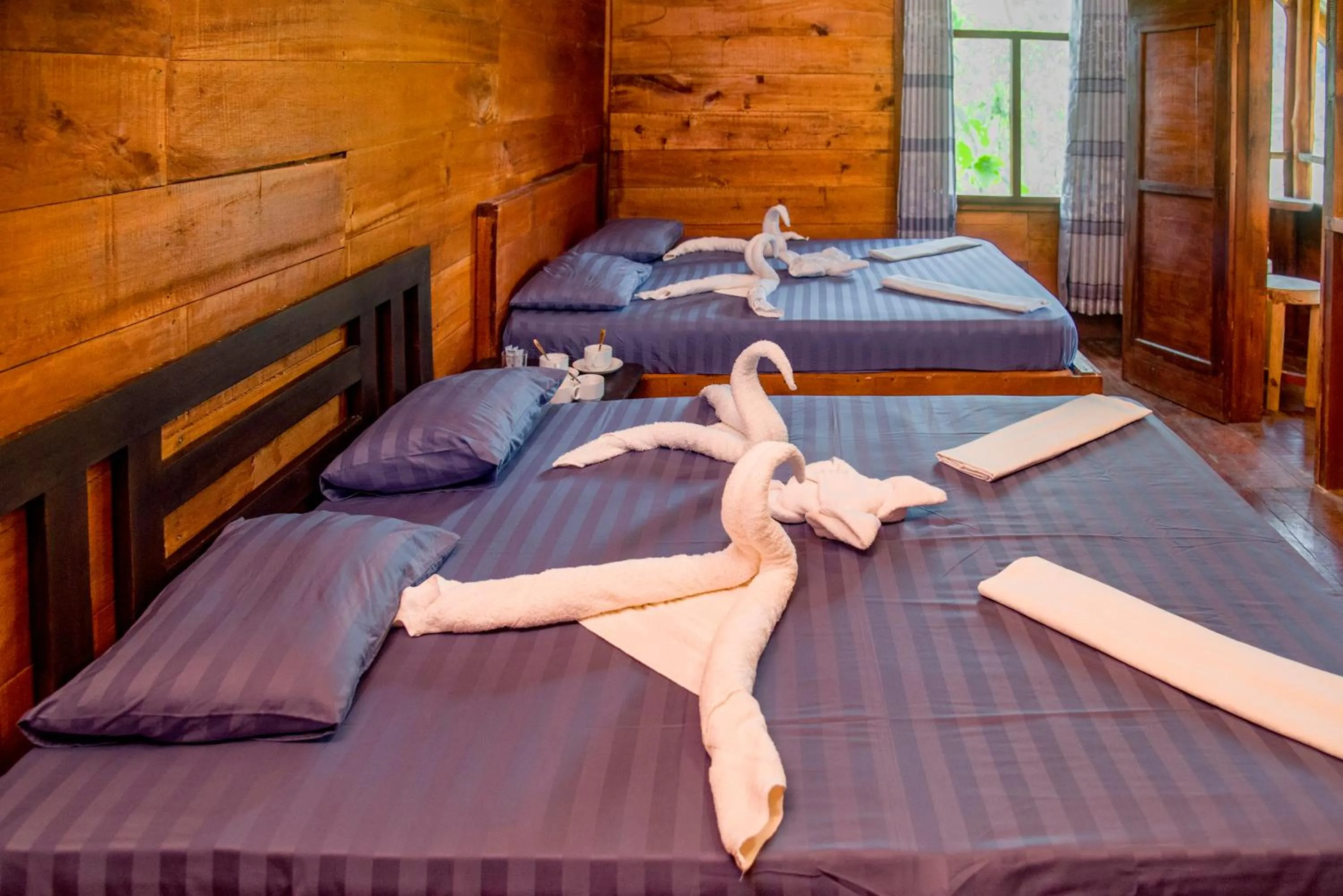 Bed in Sinharaja Forest Gate