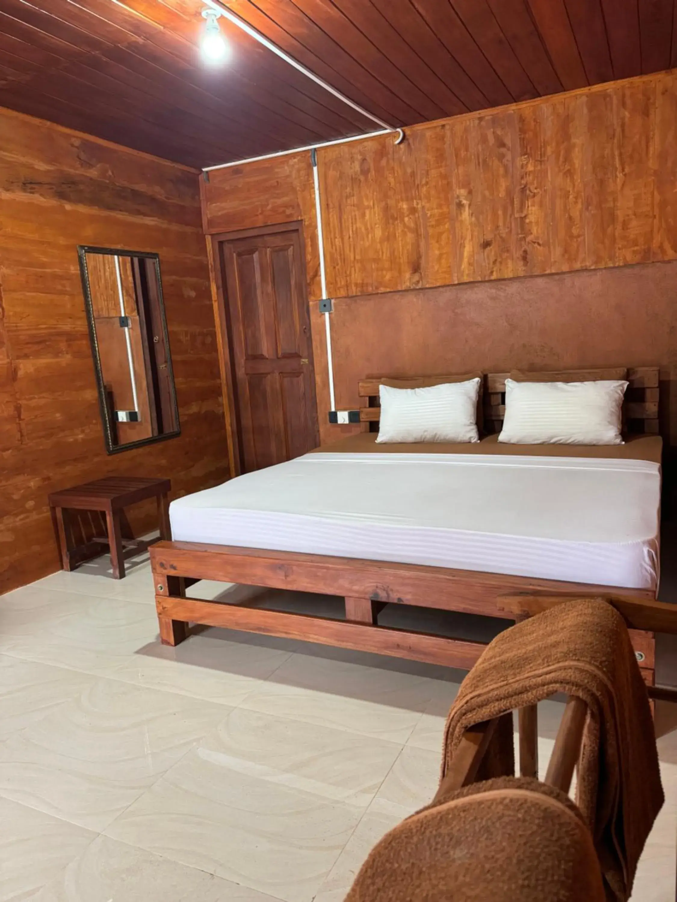 Bed in Sinharaja Forest Gate Bed in Sinharaja Forest Gate