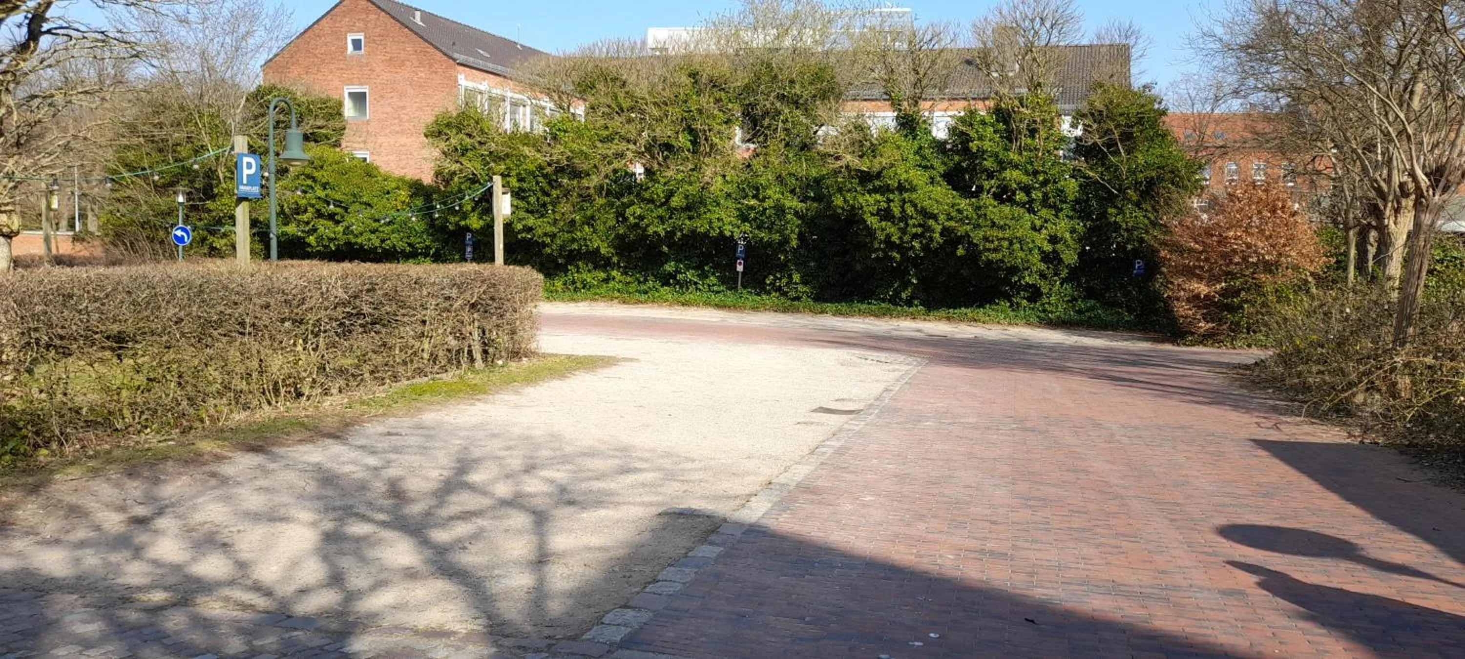 Parking in Hotel Pelli Hof Rendsburg by Tulip Inn