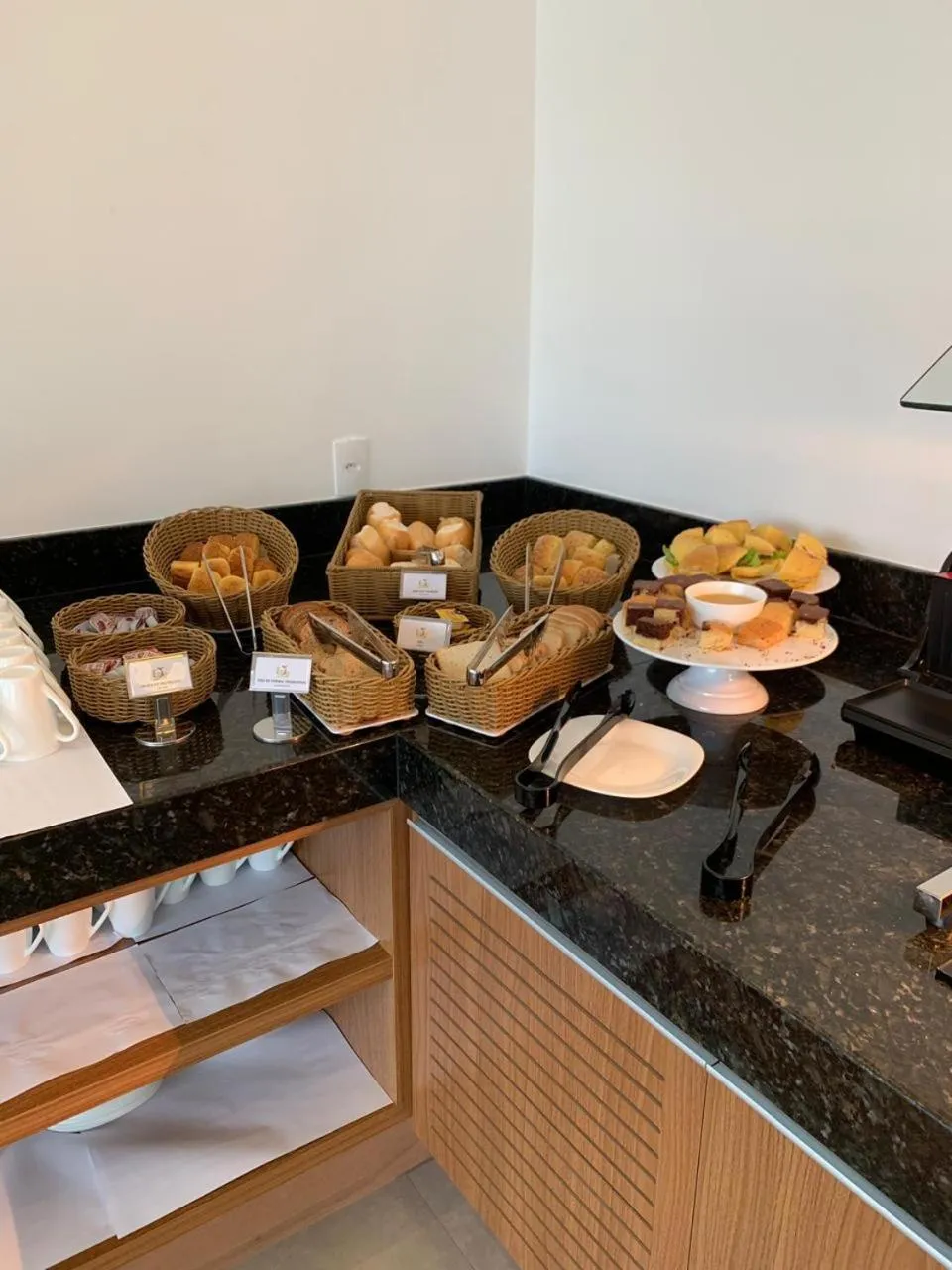 Breakfast in Go Inn Serra