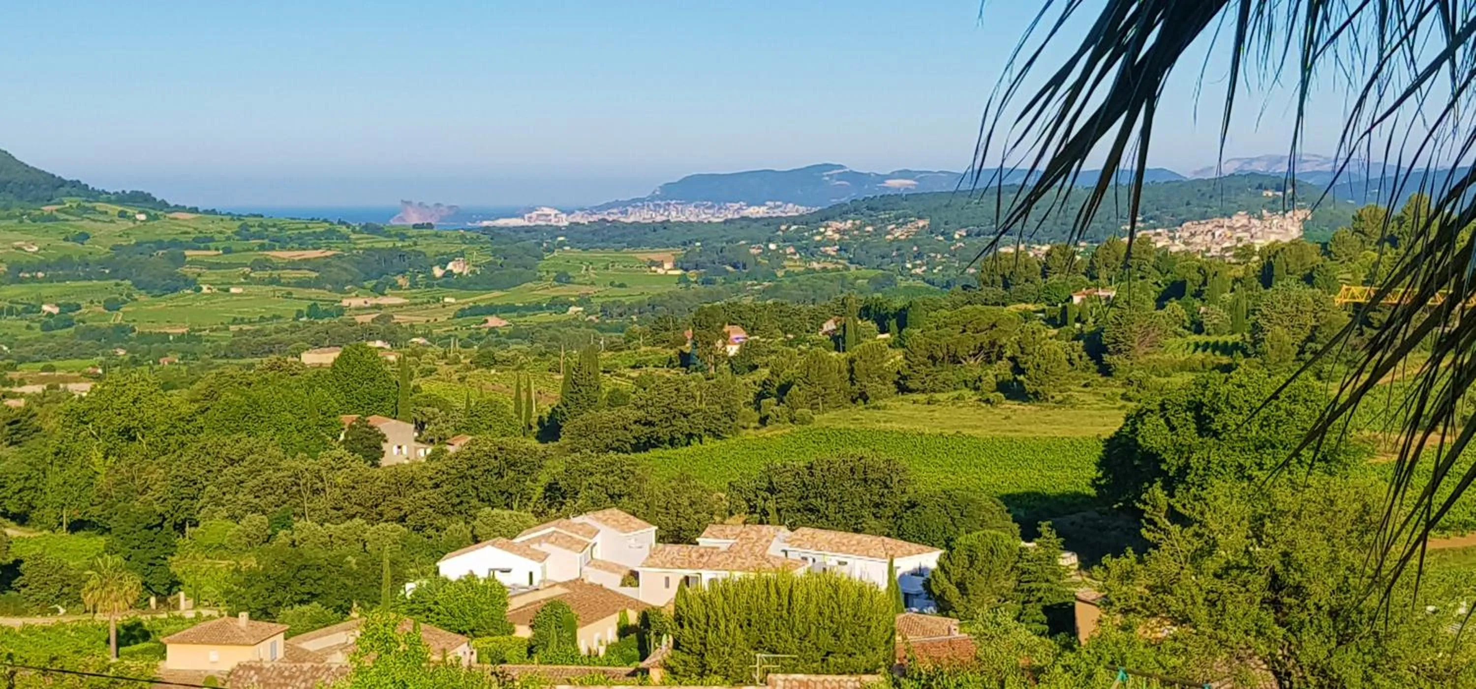 Natural landscape in Le Nid Bleu