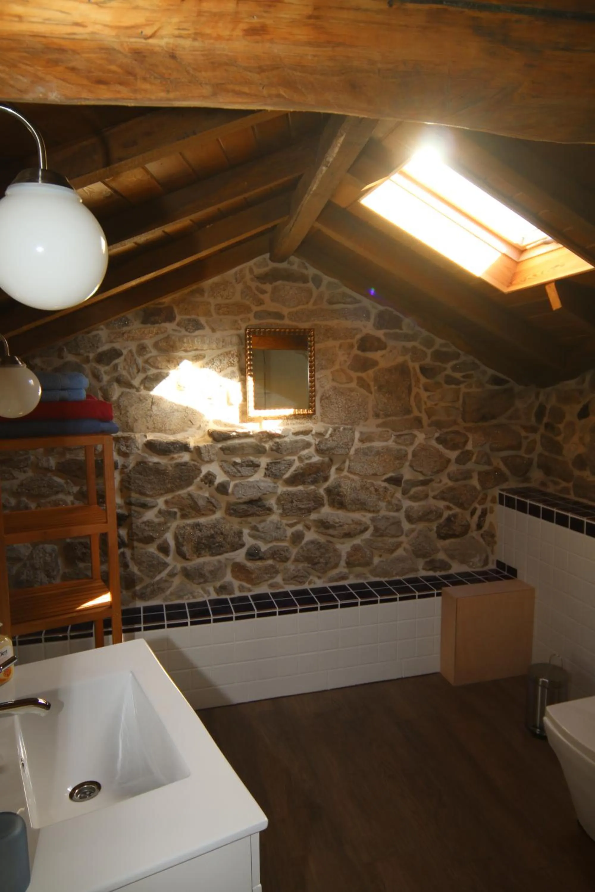 Bathroom in Pazo de Chaioso Ribeira Sacra