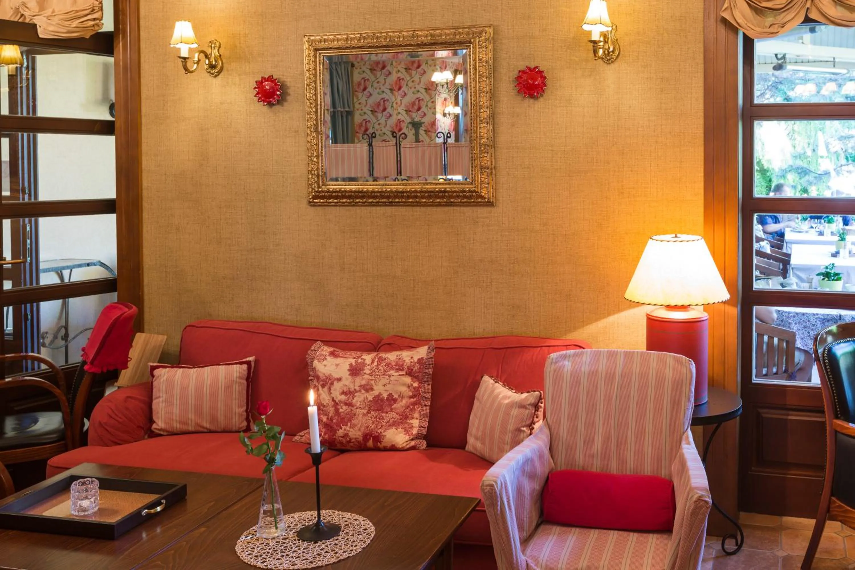 Restaurant/places to eat in Villa Rosa