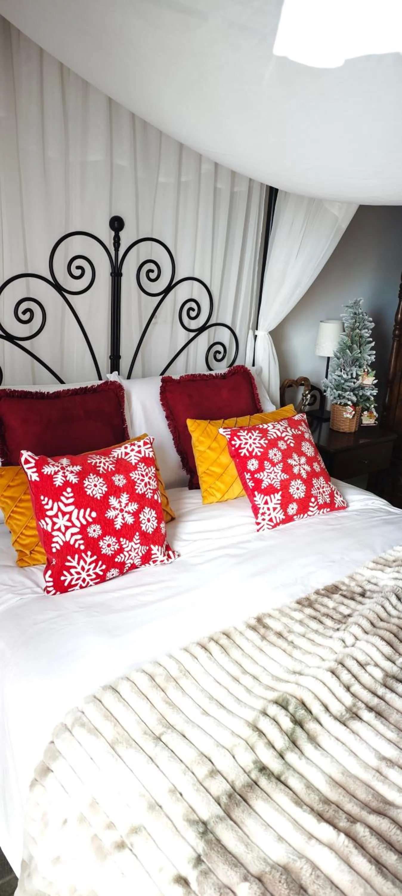 Kozakos Luxury House