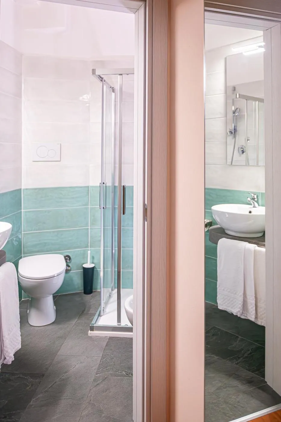 Bathroom in Hotel Ziò Imola