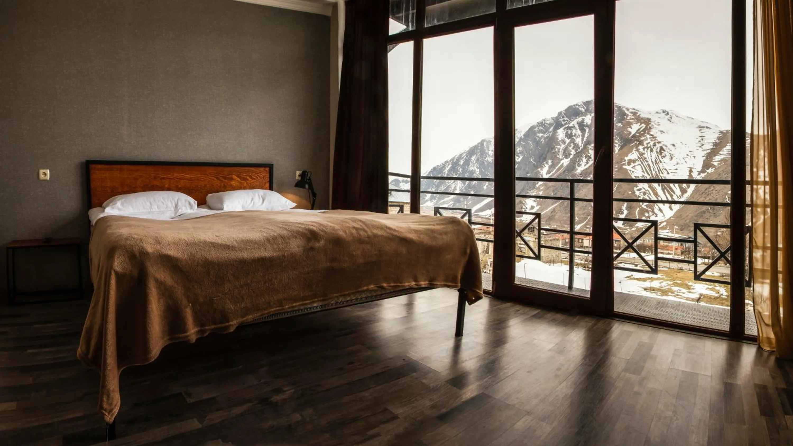 Bed in Chemodann Kazbegi