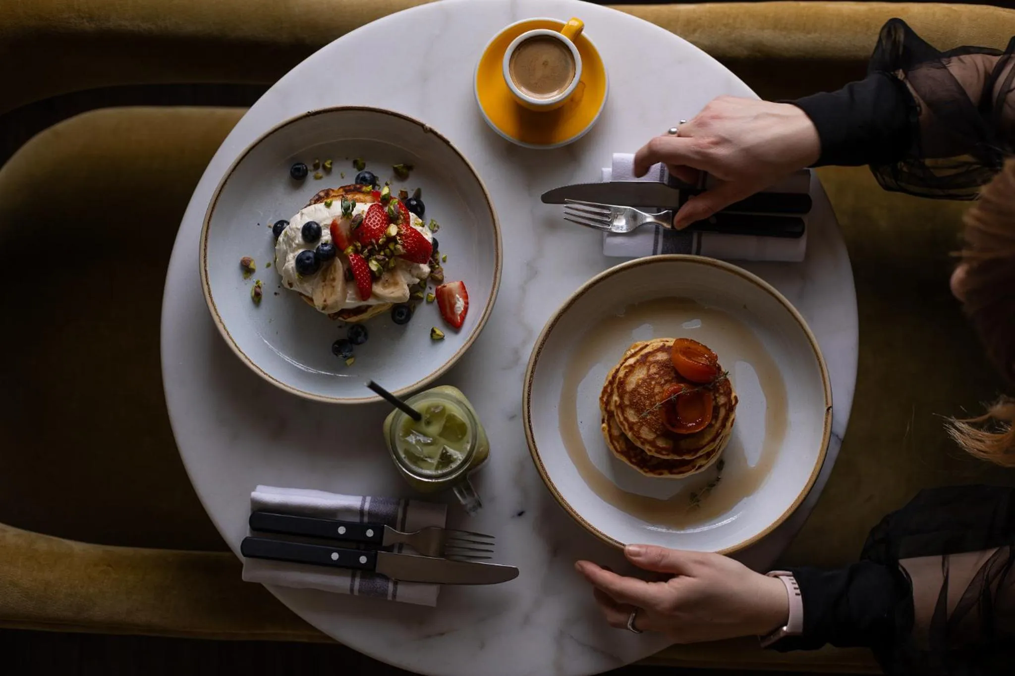 Food and drinks in Artist Residence Brighton