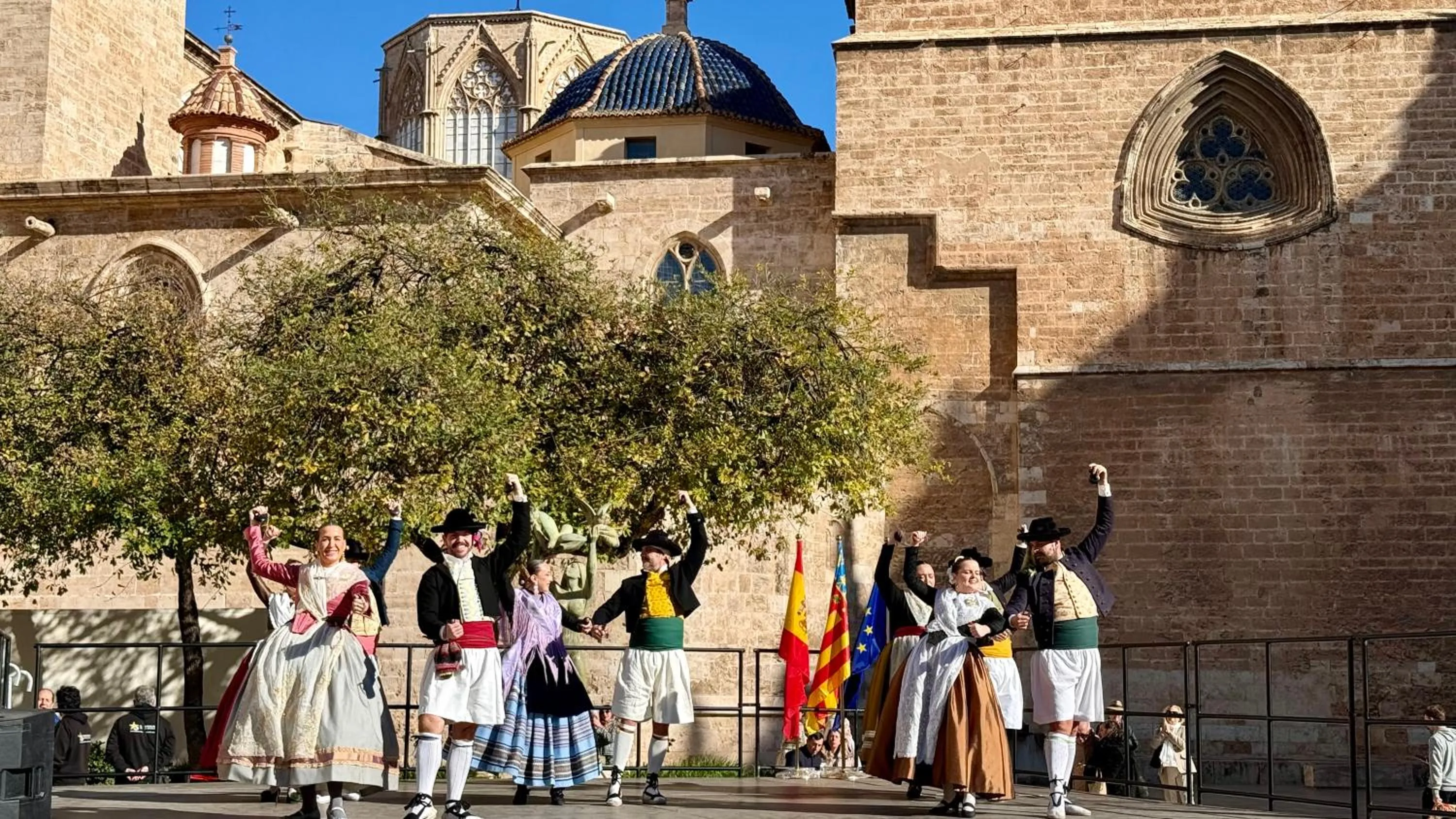 Nearby landmark in Cosy Rooms Embajador