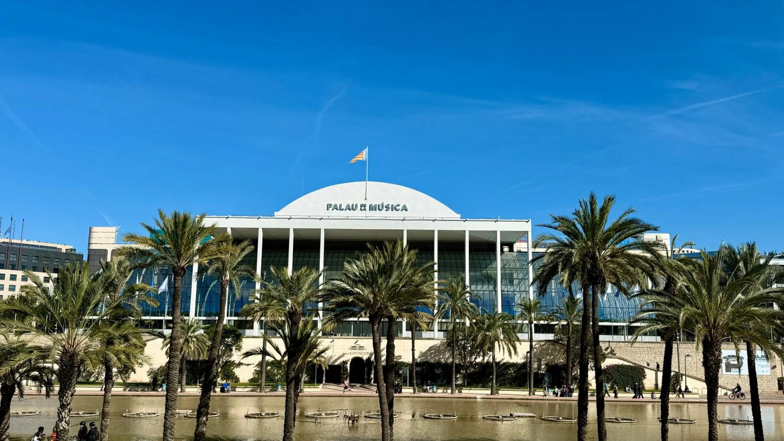Nearby landmark in Cosy Rooms Embajador
