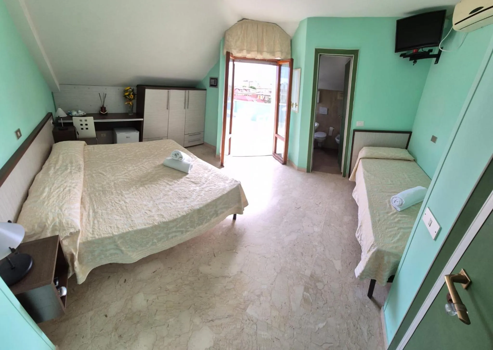 Bed in Hotel President