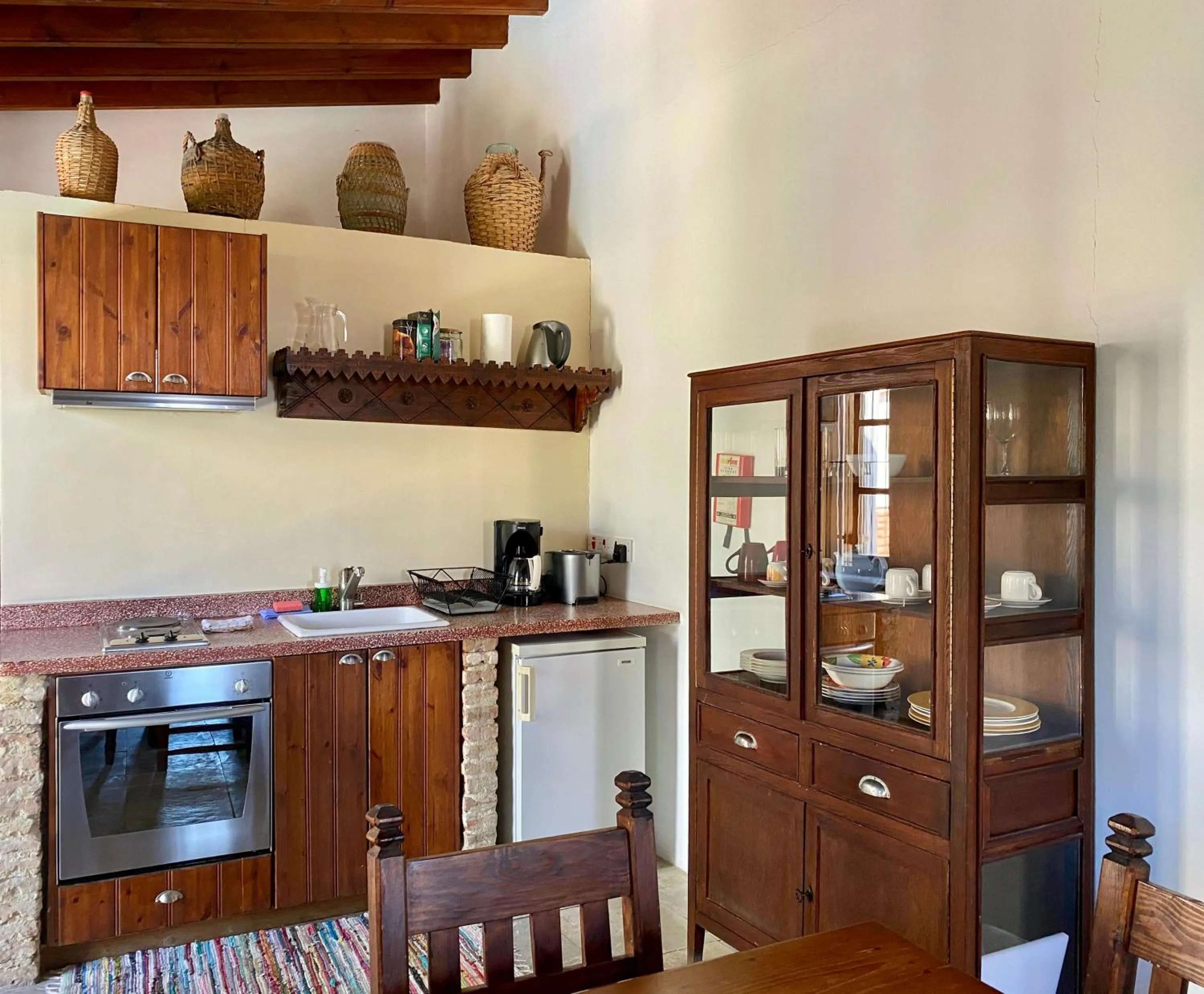 Coffee/tea facilities in Porfyrios Country House