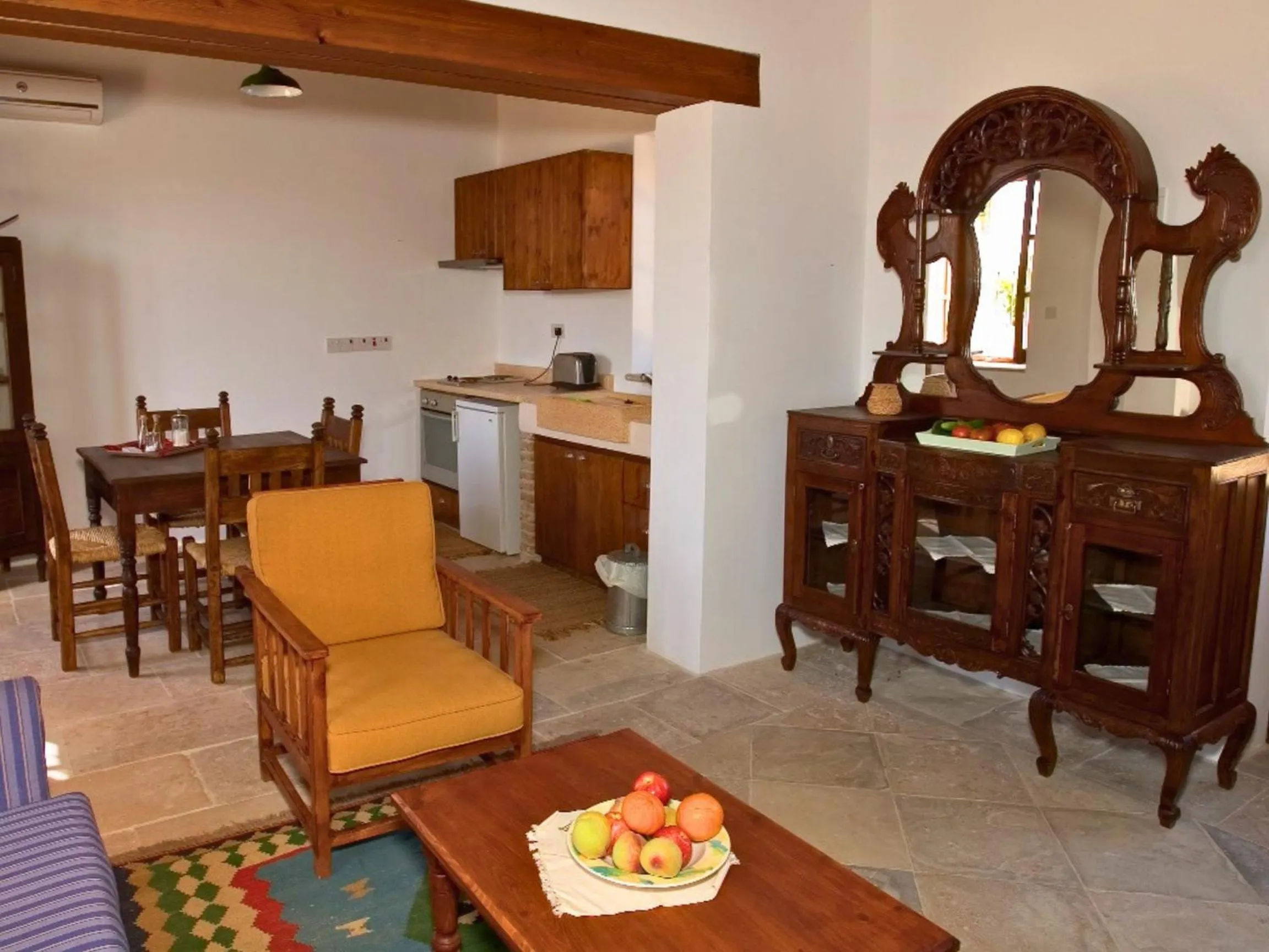 Living room in Porfyrios Country House
