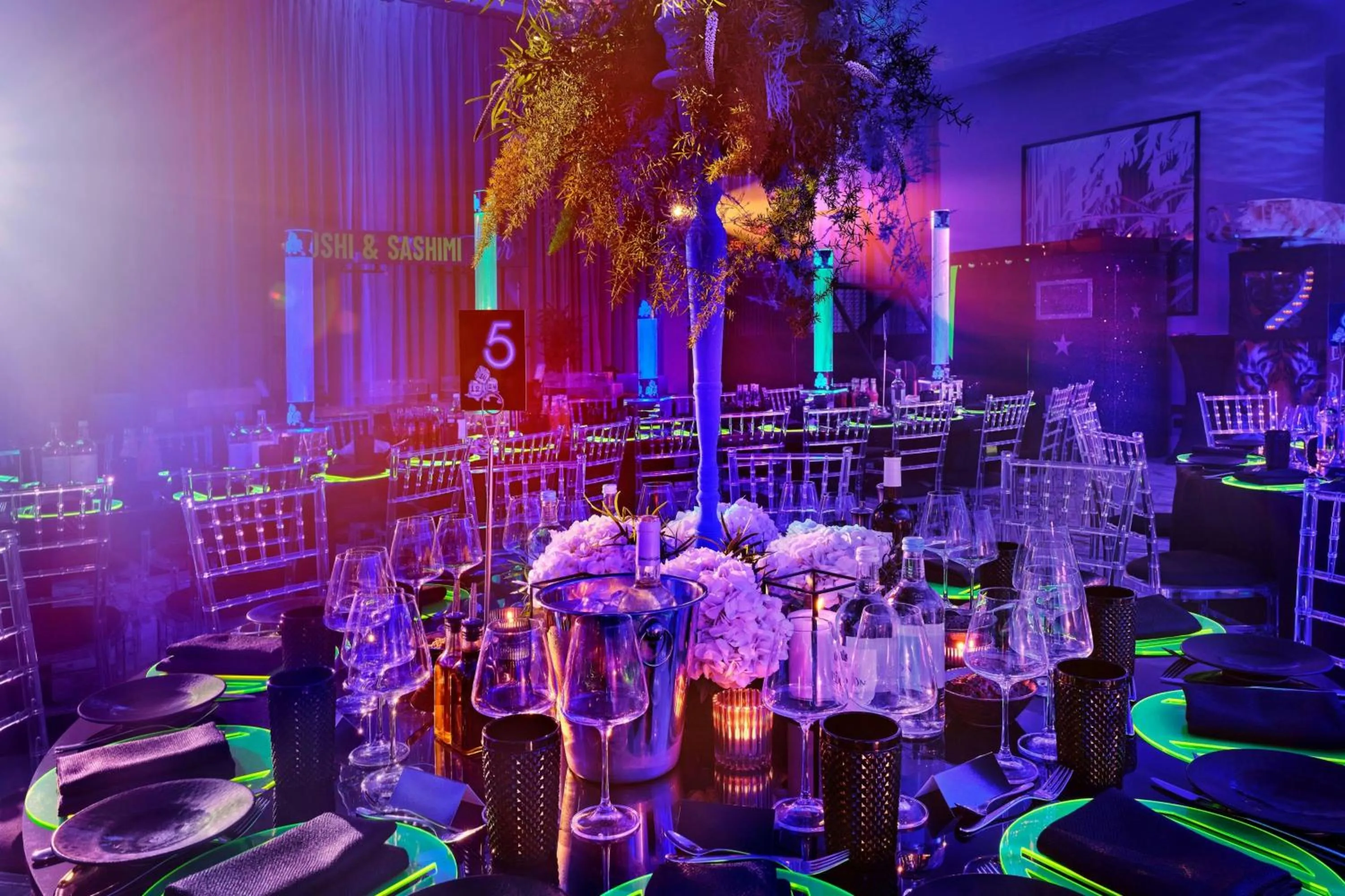 Lounge or bar in London Marriott Hotel Regents Park