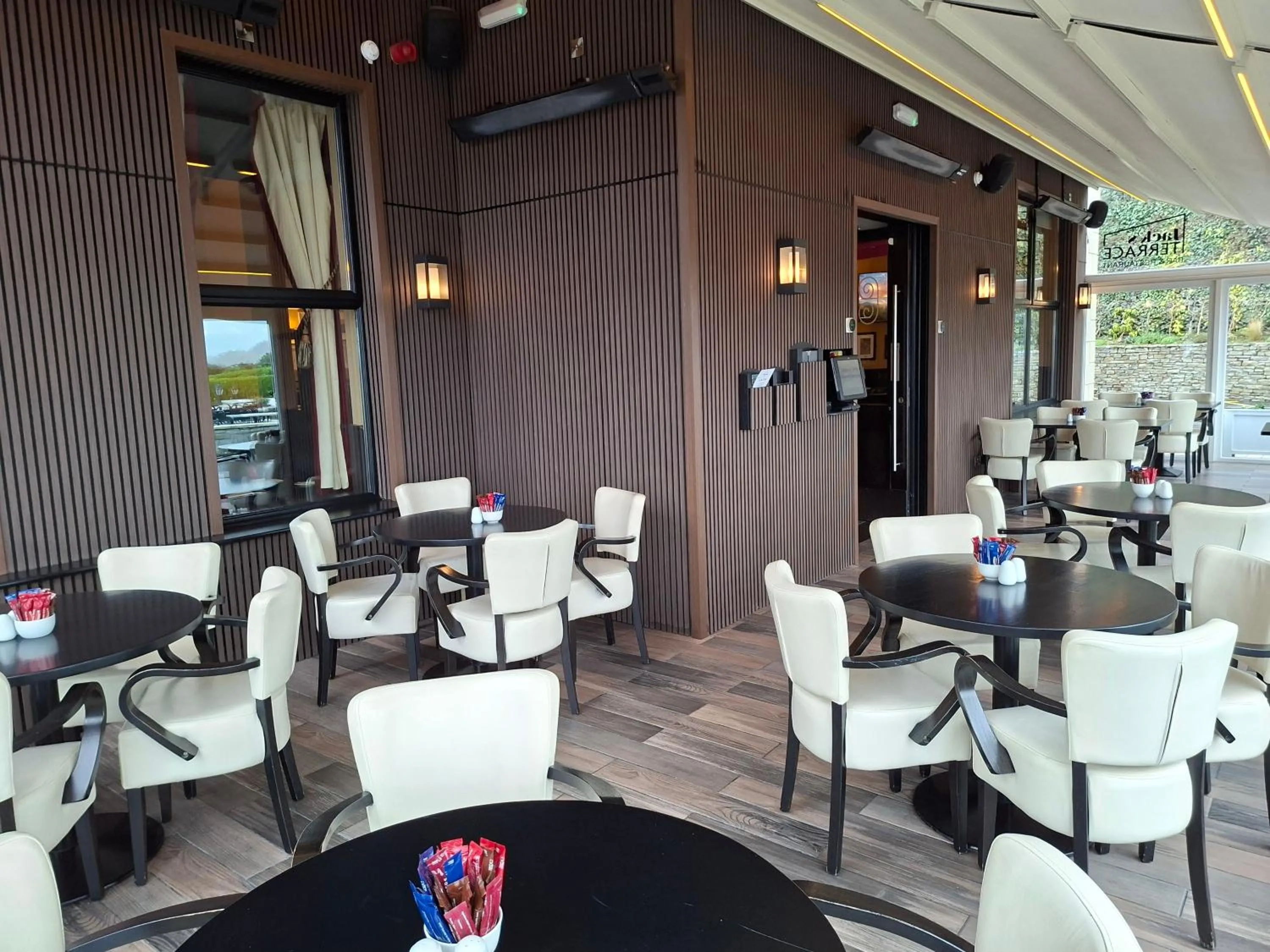 Restaurant/places to eat in Ballyliffin Lodge & Spa