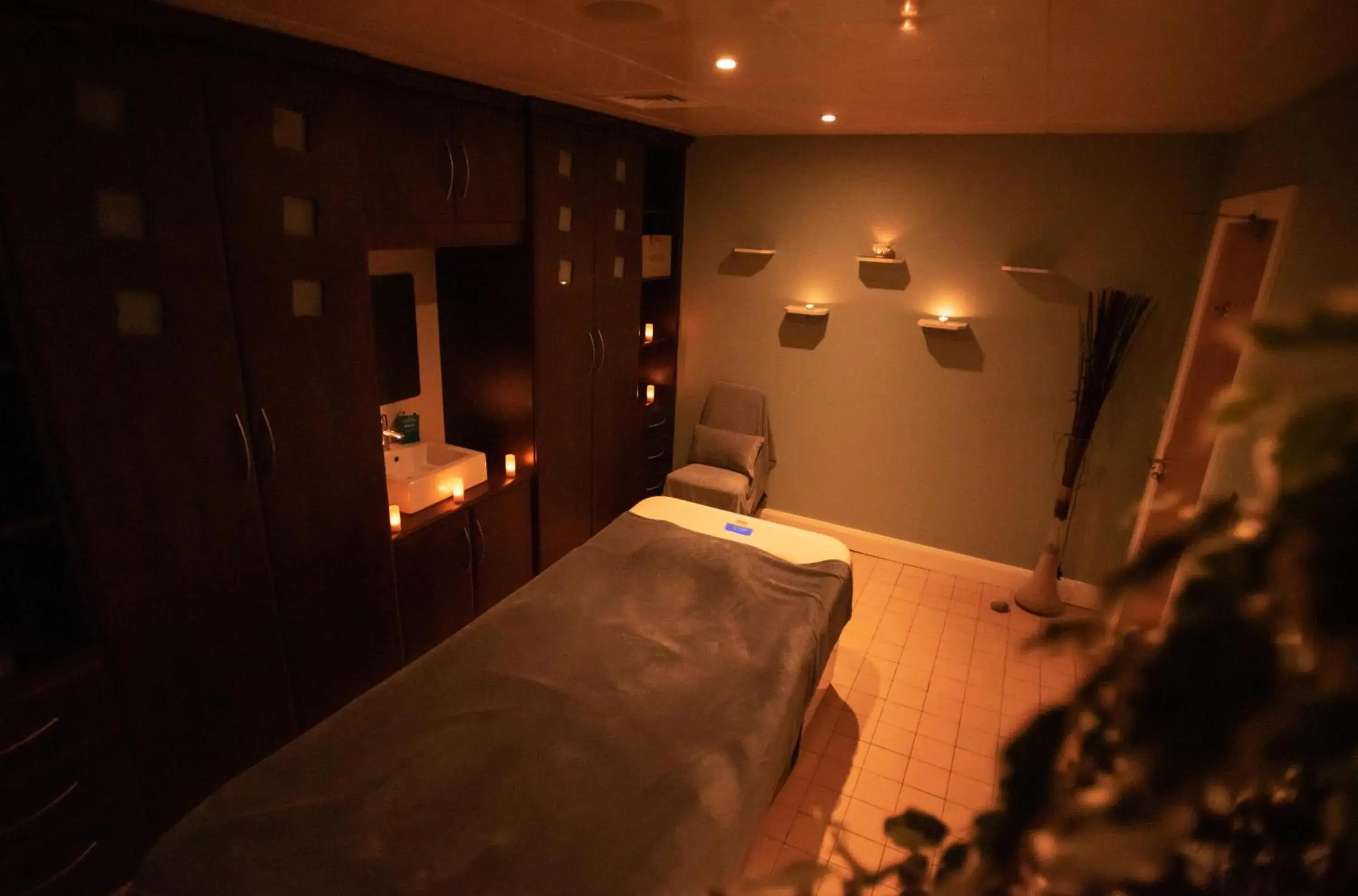 Massage, Bed in The Ballyliffin Lodge and Spa Massage, Bed in The Ballyliffin Lodge and Spa