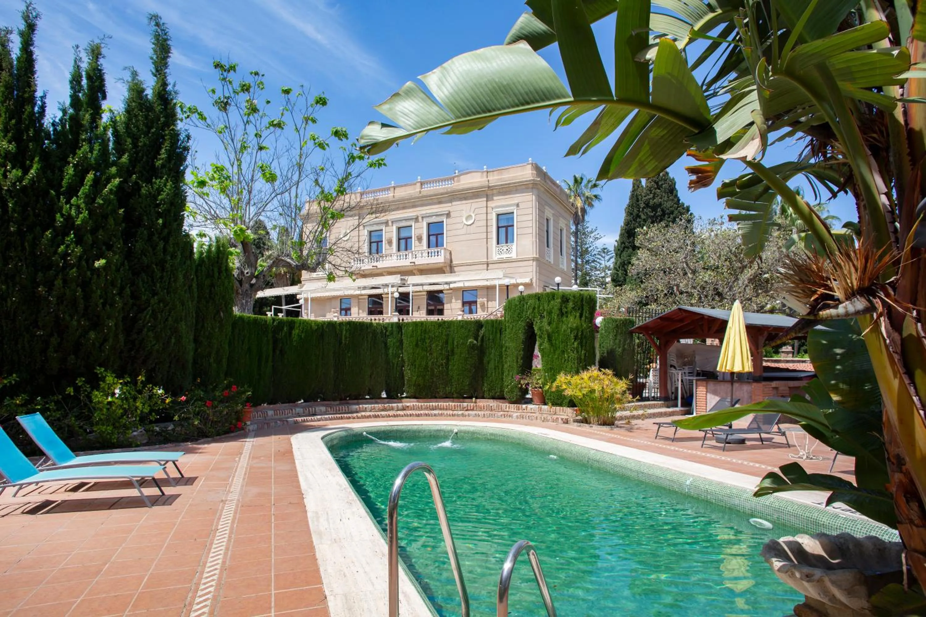 Swimming pool in Casa de los Bates