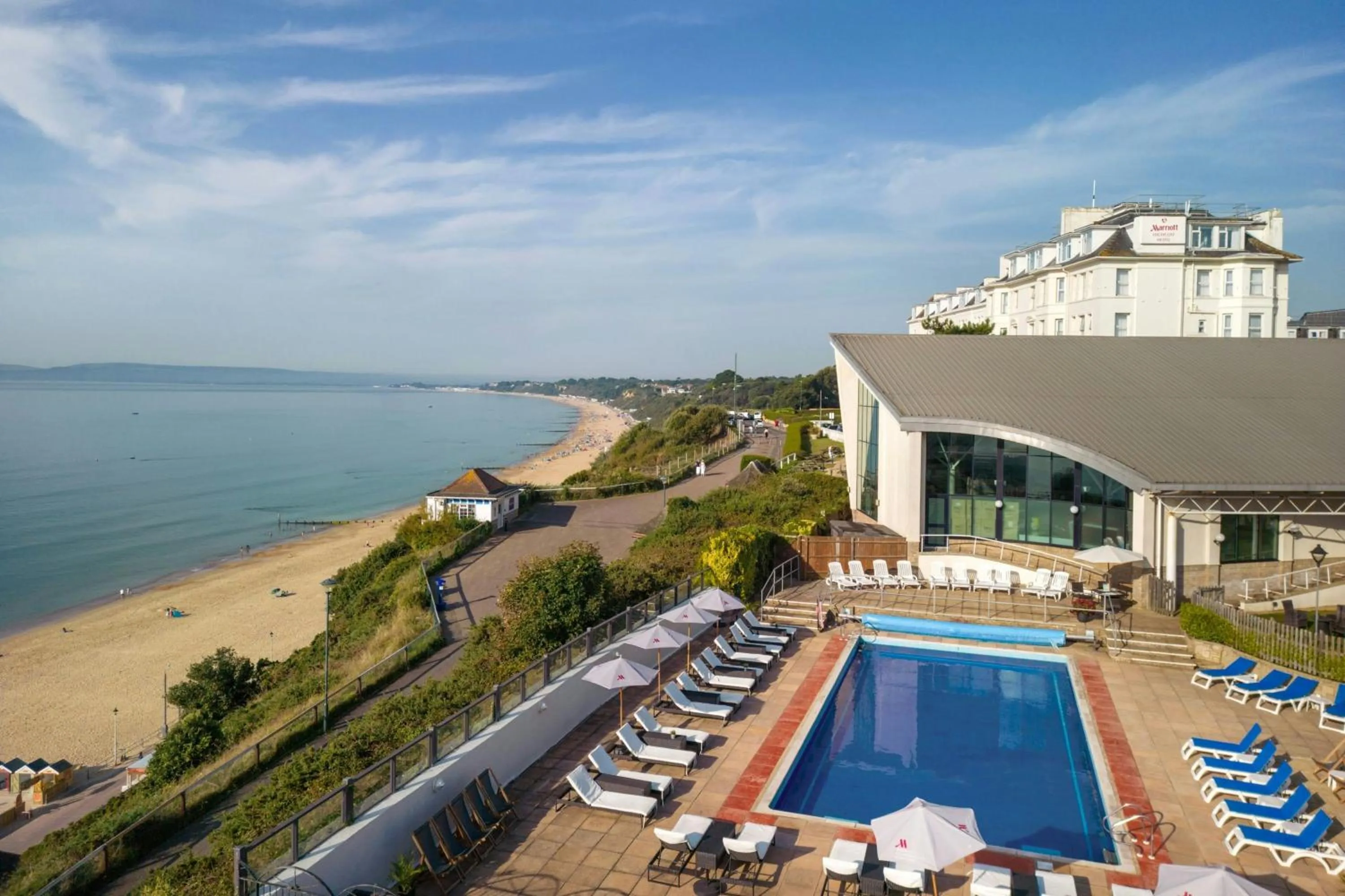 Swimming pool in Bournemouth Highcliff Marriott Hotel
