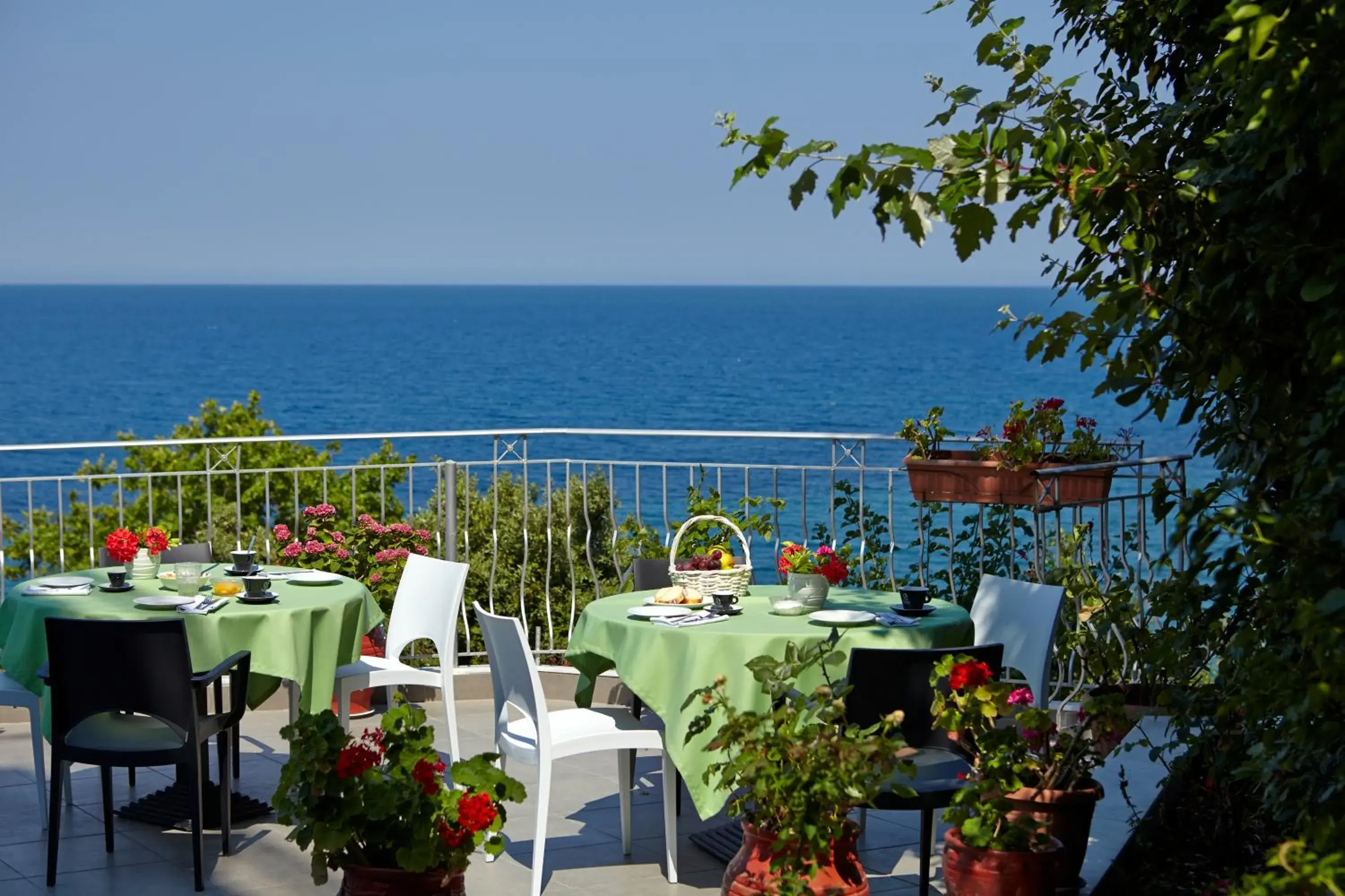 Restaurant/places to eat in Hotel Alkyonis Restaurant/places to eat in Hotel Alkyonis