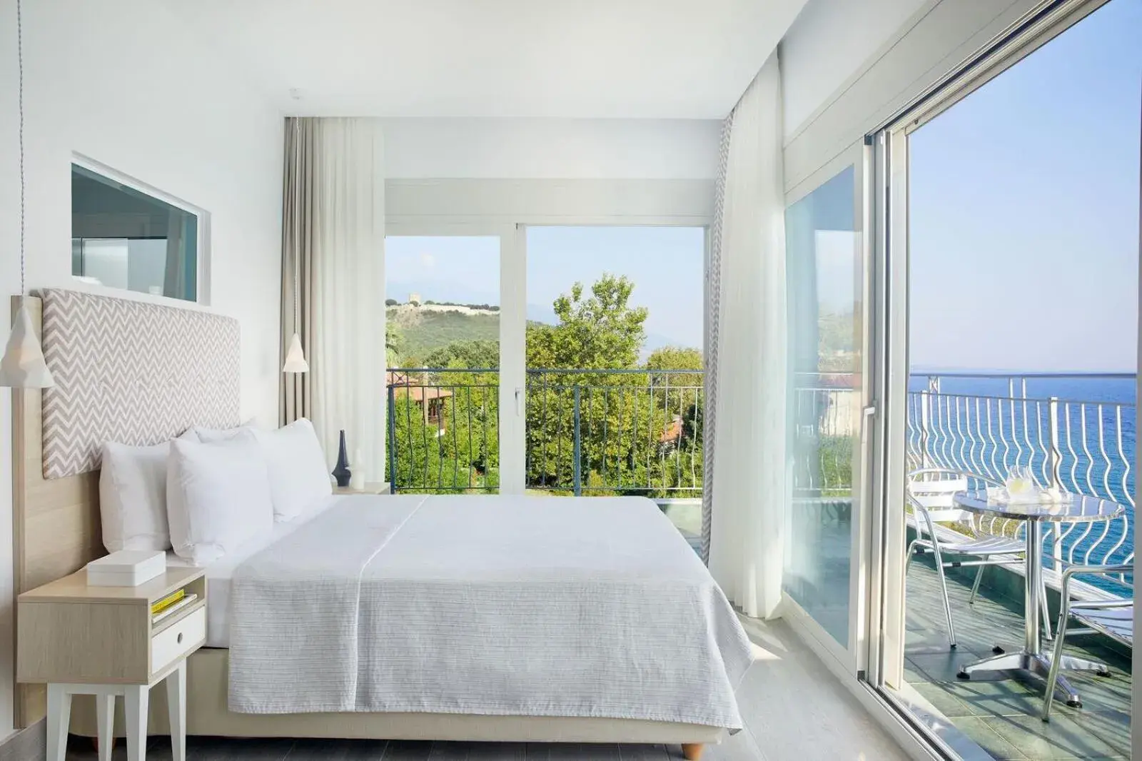 Bed in Hotel Alkyonis Bed in Hotel Alkyonis