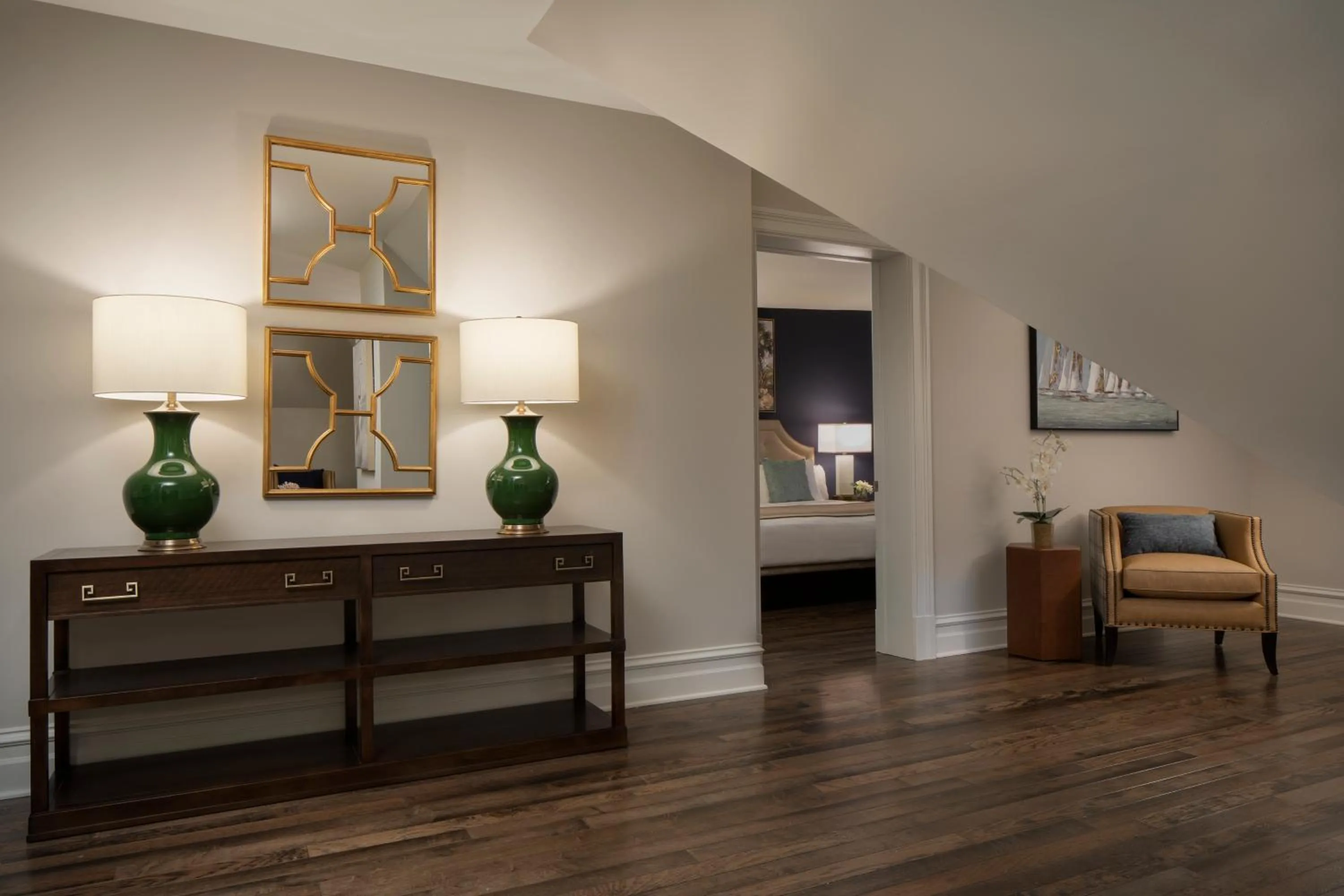 Seating area in Belleview Inn