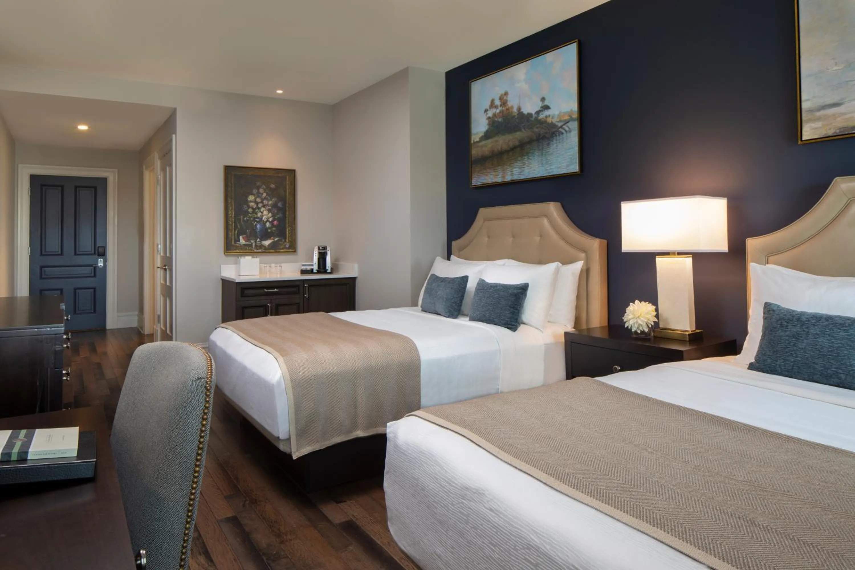 Bed in Belleview Inn