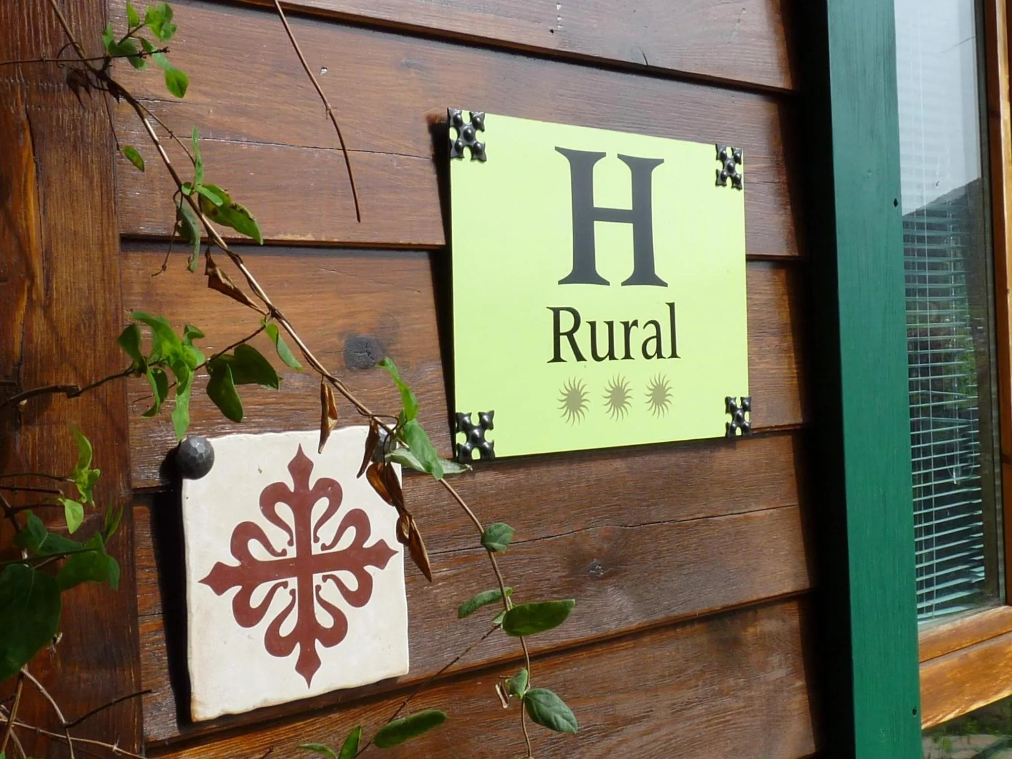 Property logo or sign in Casa del Valle, Lodges